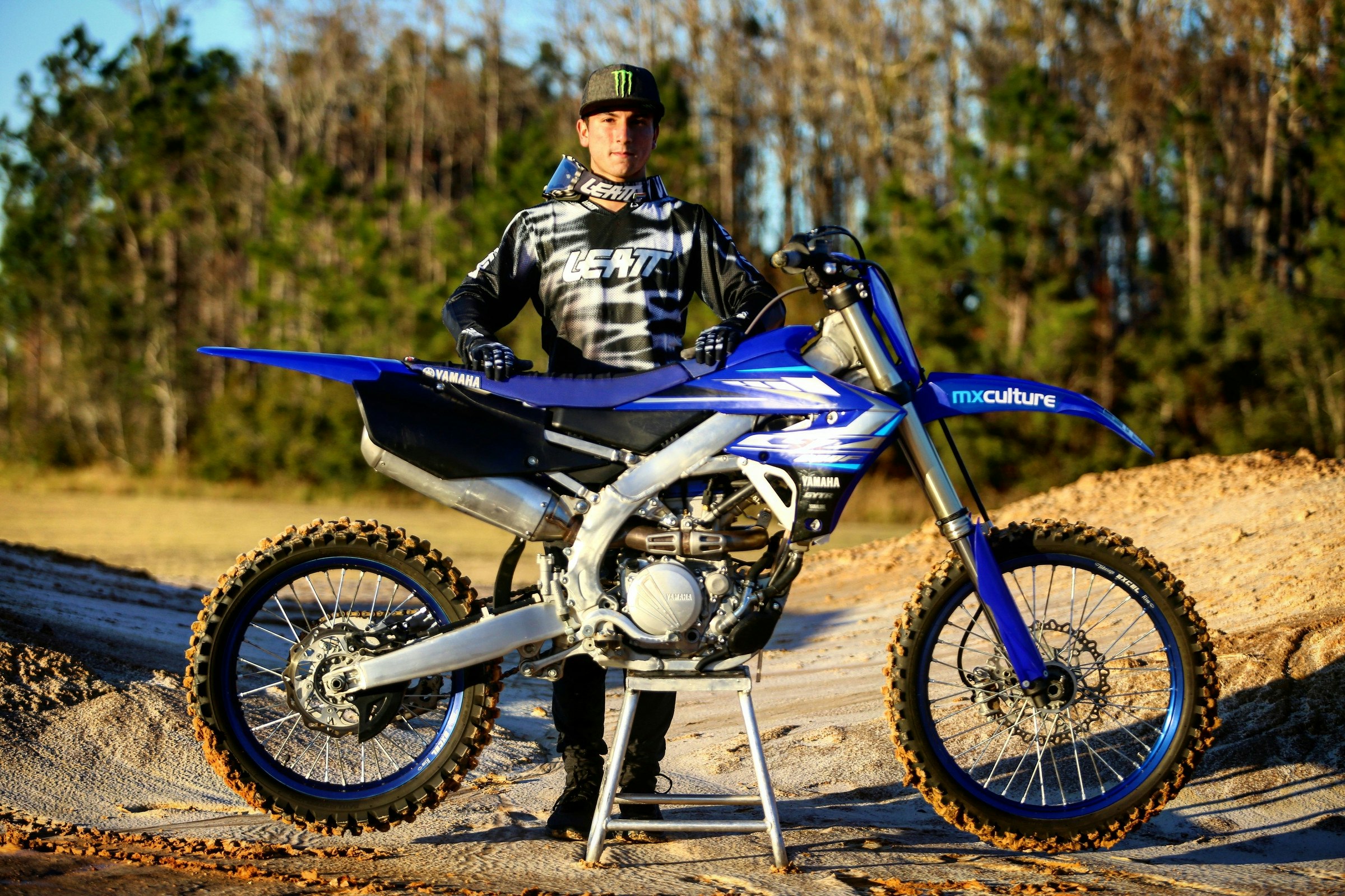 Hardy Munoz Signs With Team Solitaire/Nuclear Blast Yamaha