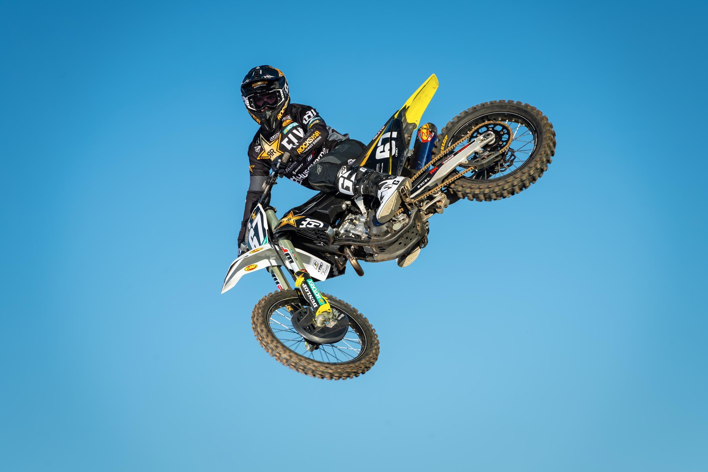 #67 Stilez Robertson