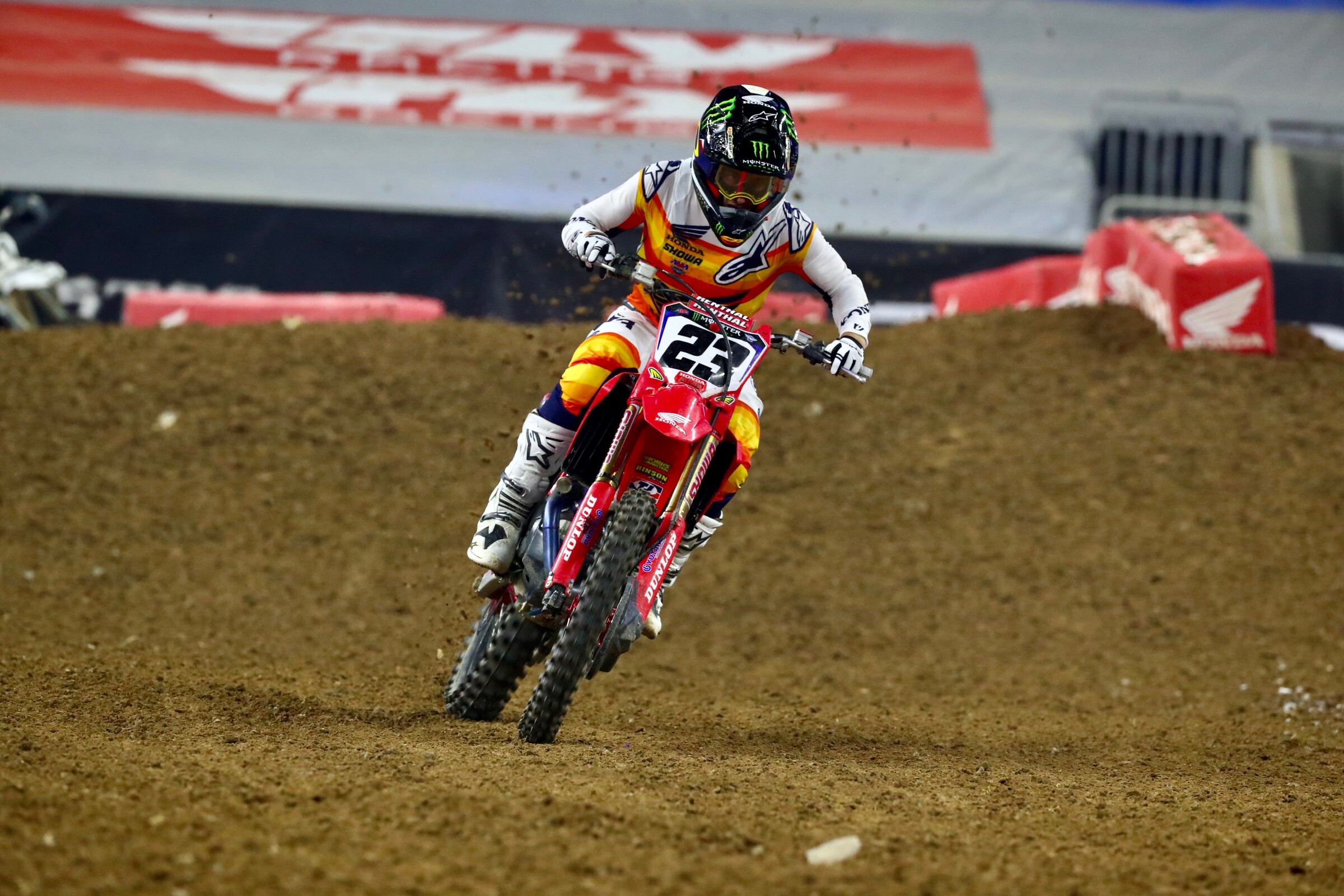 Sexton takes his first 450SX heat win.