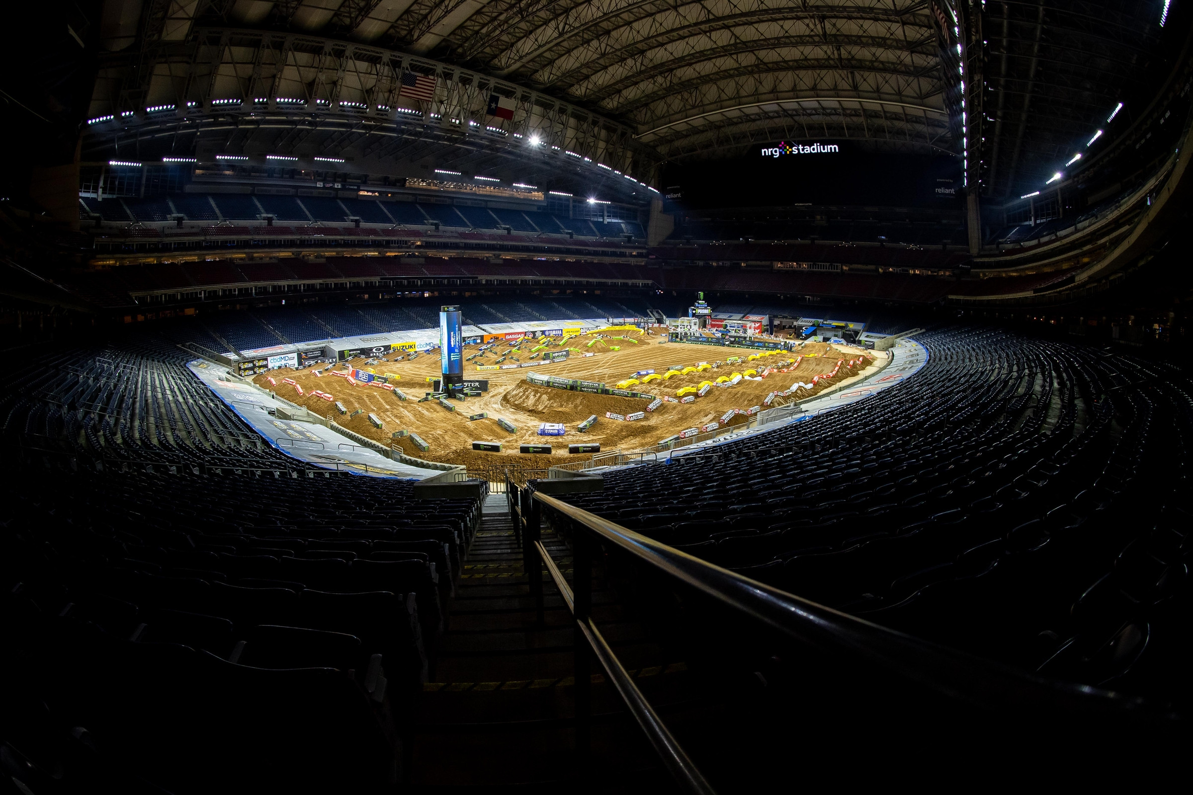 Race Day Feed: Houston 3