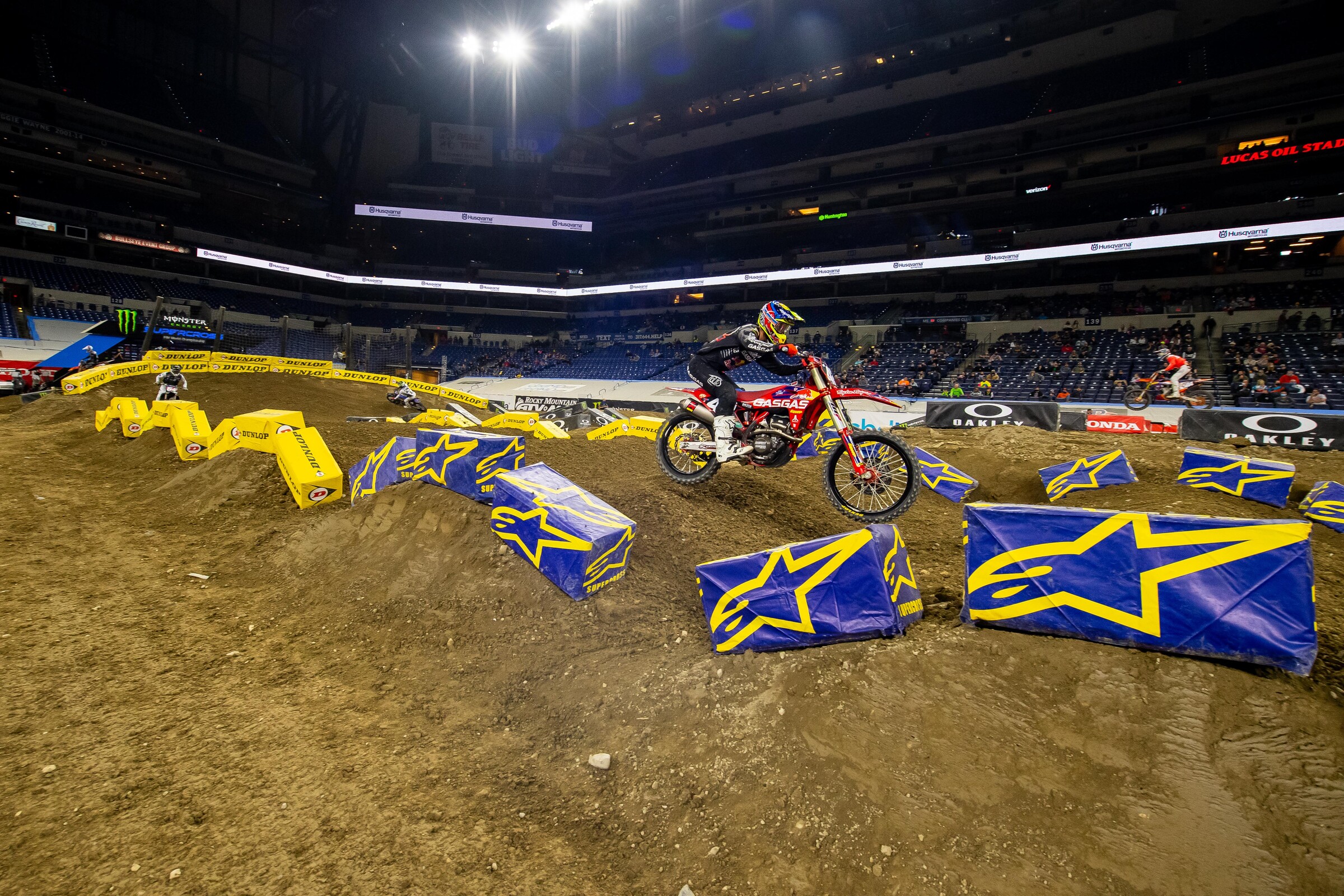 Michael Mosiman leading Colt Nichols and Christian Craig.