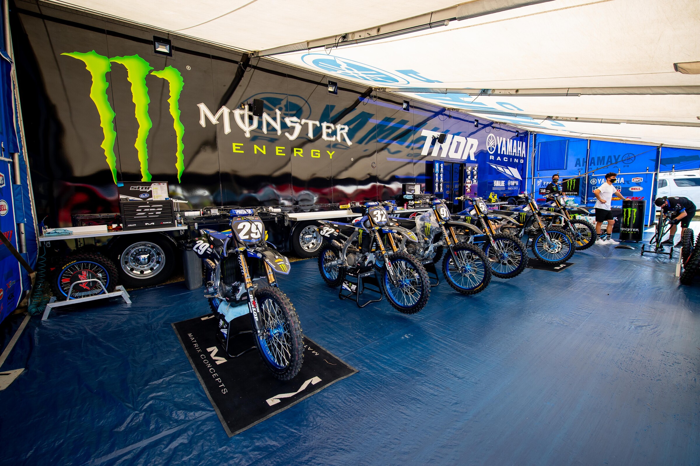 With 250SX West kicking off next weekend right here at the same stadium, the 250 teams have the semis stocked with bikes for each division.