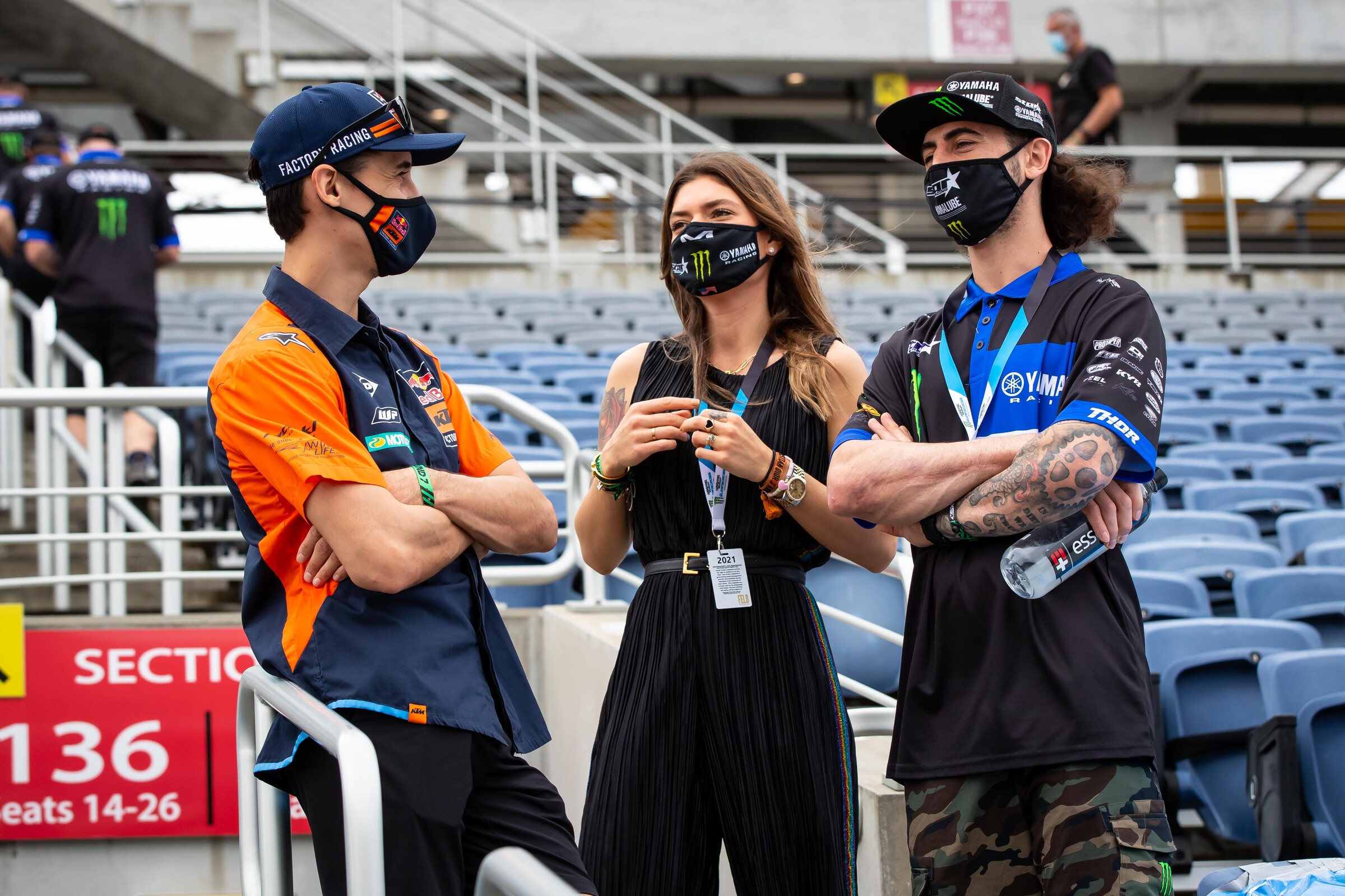 Team France enjoying a relaxing morning.