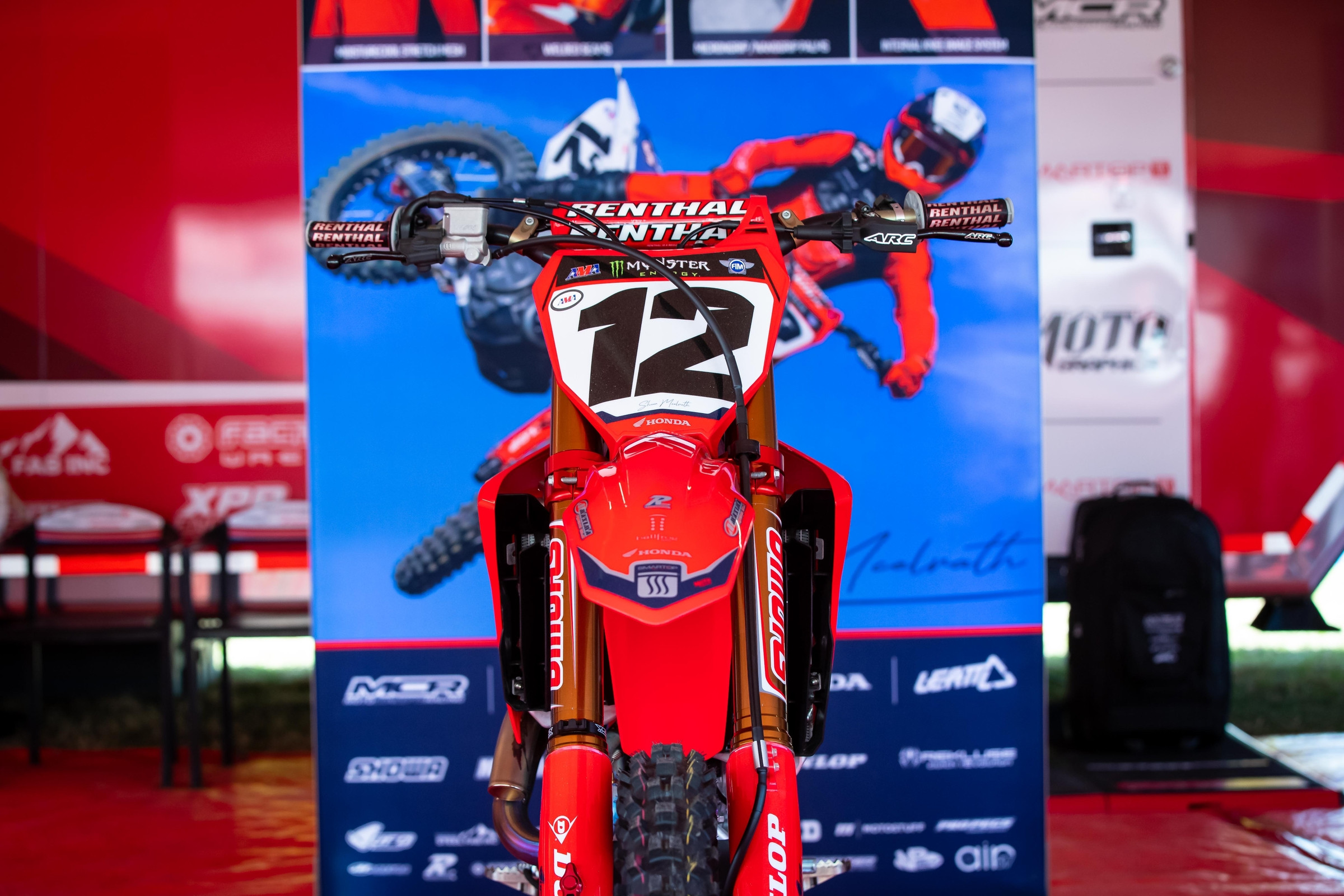 450 Words: Managing the Biggest Team