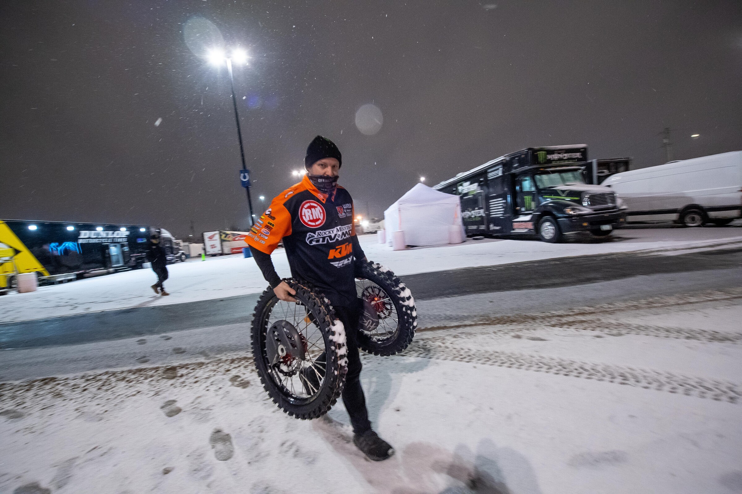 Travis Soules braves the Indy snow for fresh Dunlops.