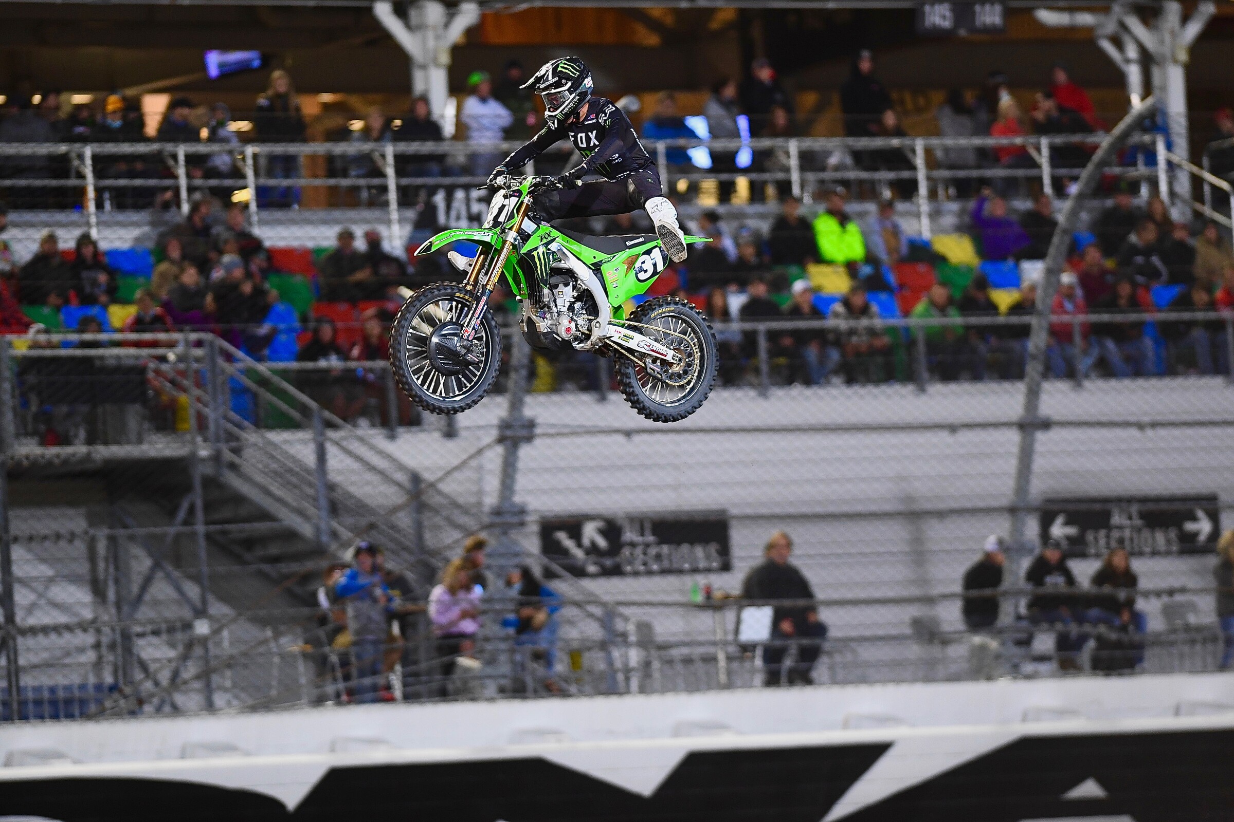 Cameron McAdoo takes the first 250SX heat race win of the night.