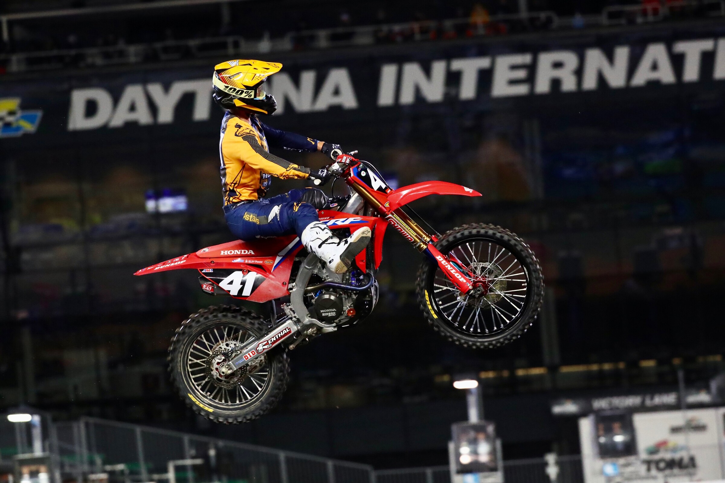 Hunter Lawrence pulls a no-footer of his own after his first career heat race win.