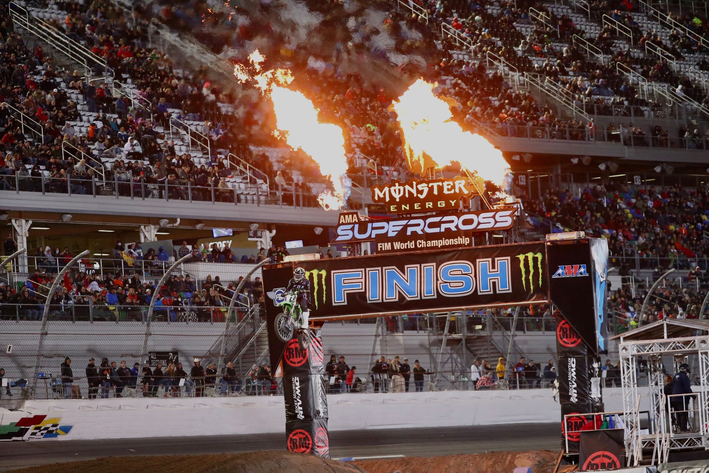 McAdoo takes his first career 250SX main event win at Daytona International Speedway.