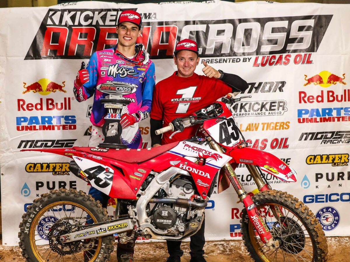 Cullin Park & co. celebrating his second-place finish.