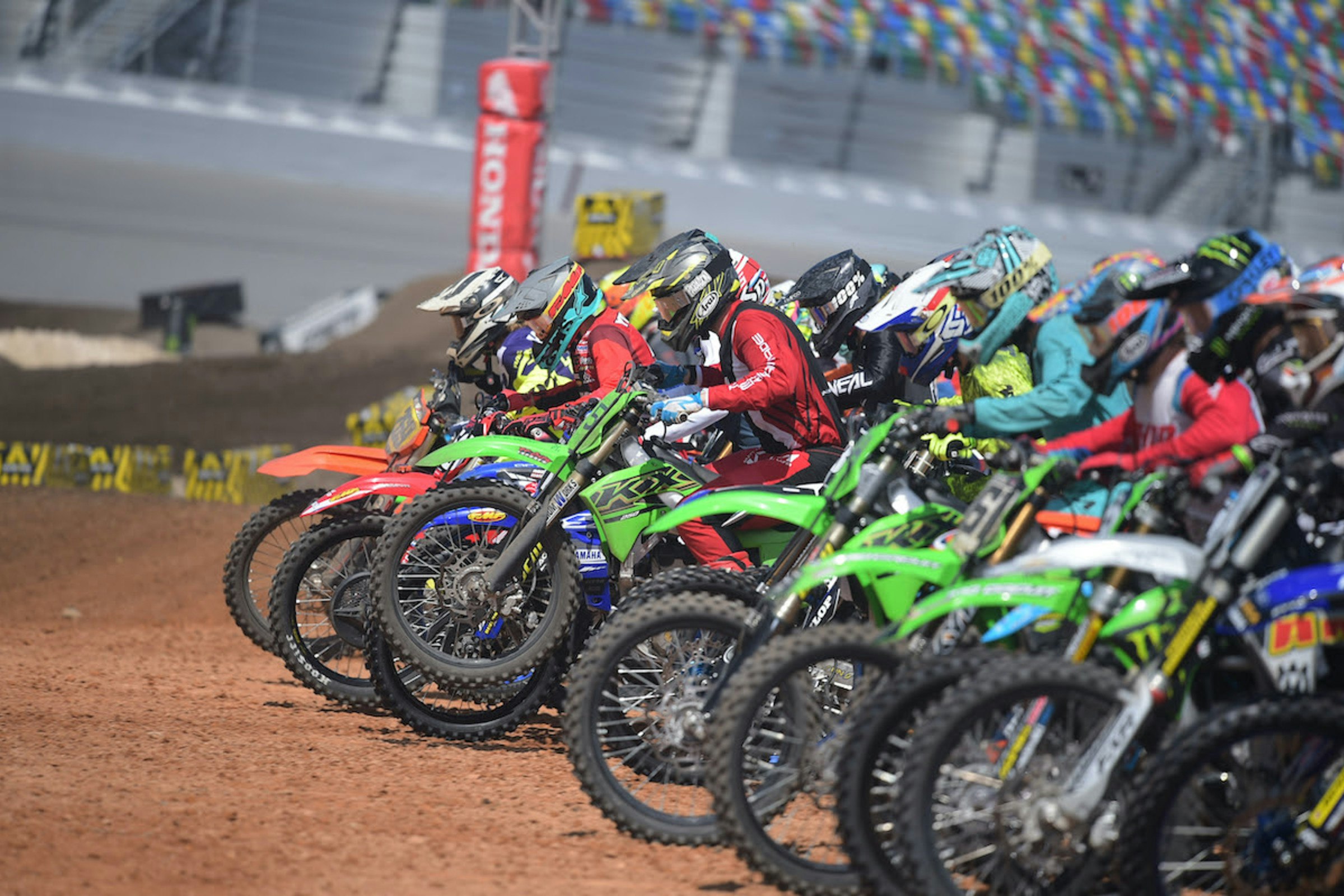 2021 RCSX Provides Points-Earning Opportunity for Supercross Futures