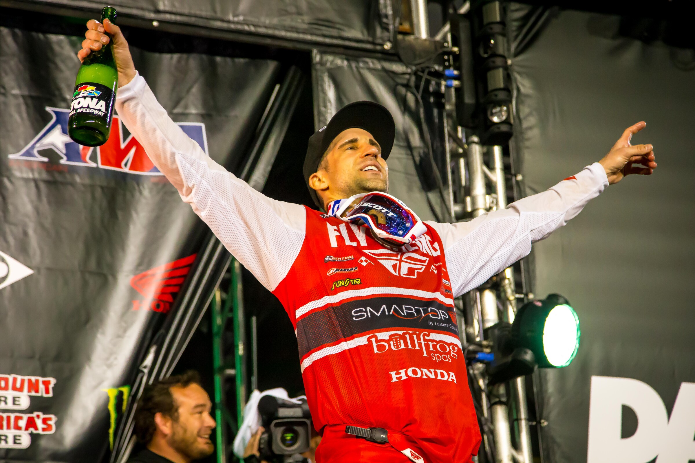 Justin Brayton earning his maiden 450SX main event win at the 2018 Daytona Supercross.