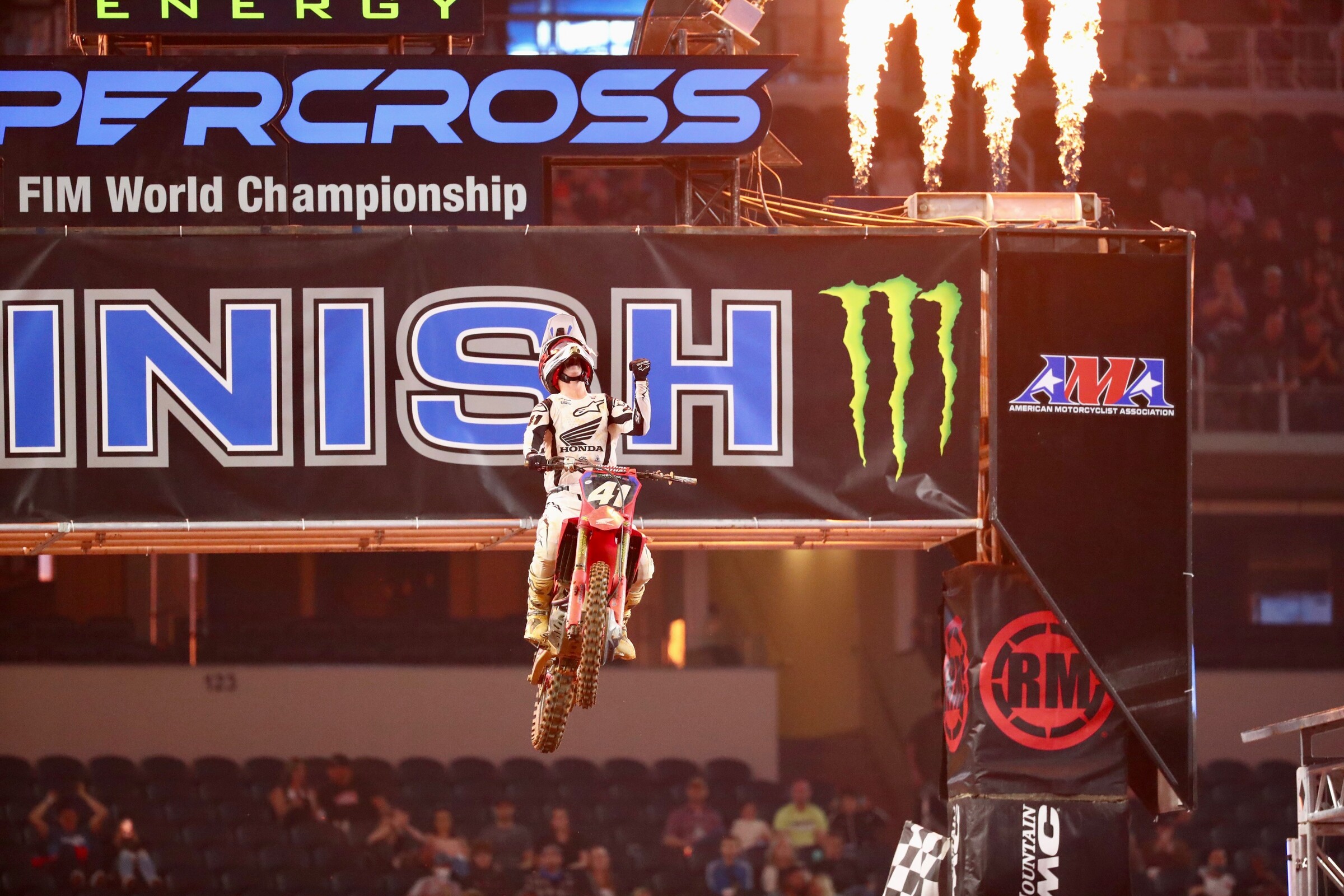 Hunter Lawrence makes for an incredible three-straight races with first time winners, and four different winners to start 250SX West.