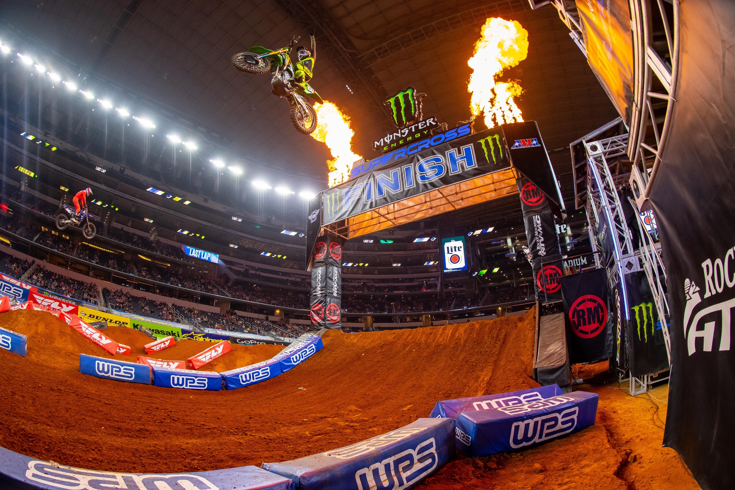 Hammaker taking the Arlington 1 Supercross 250SX main event win.