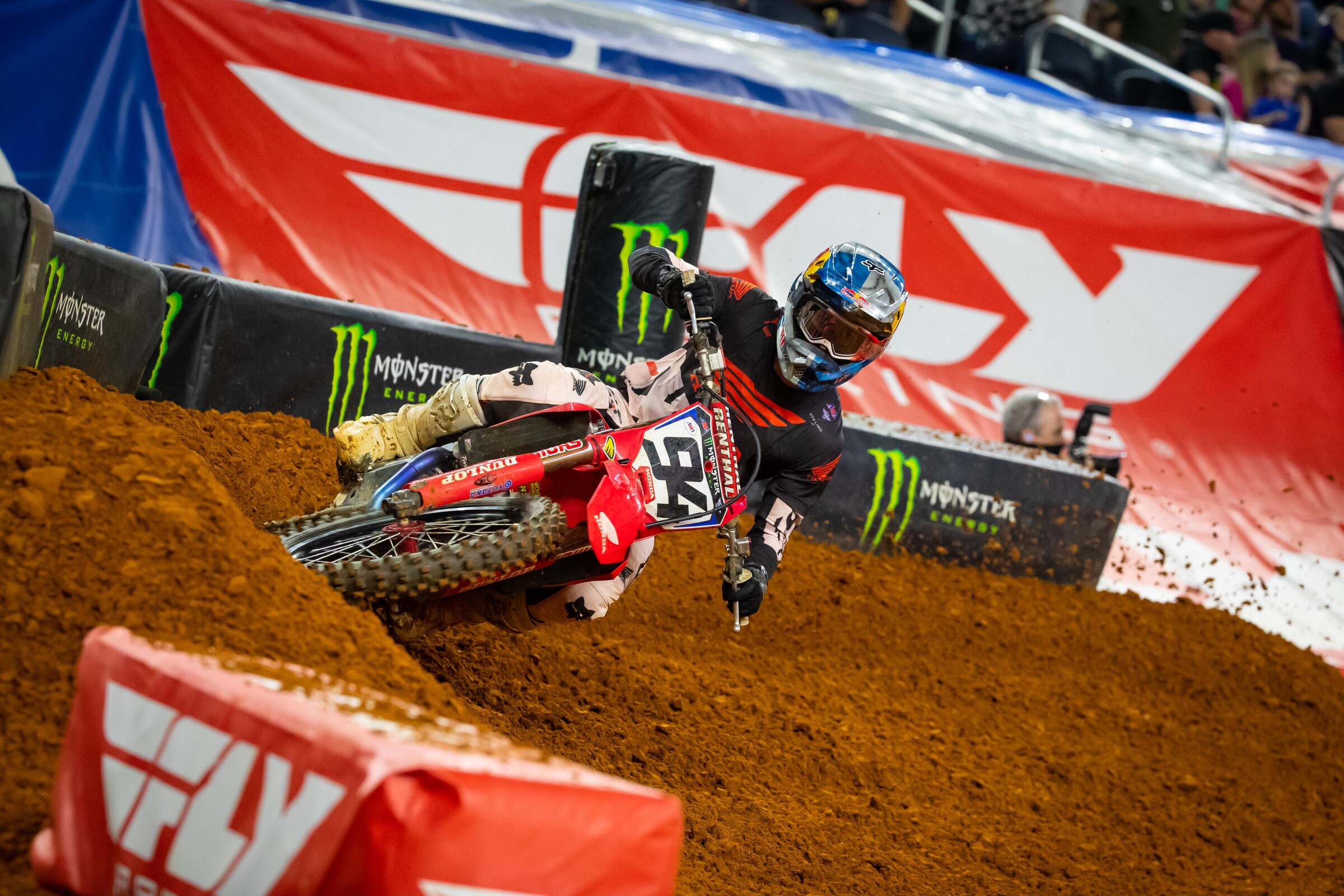 Roczen has five races to make up 15 points, or more, on Webb.