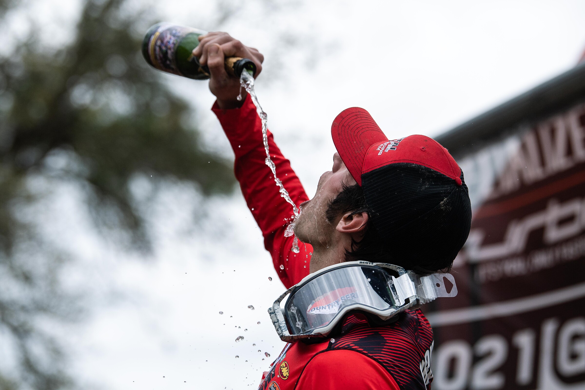 Girroir with the champagne showers.