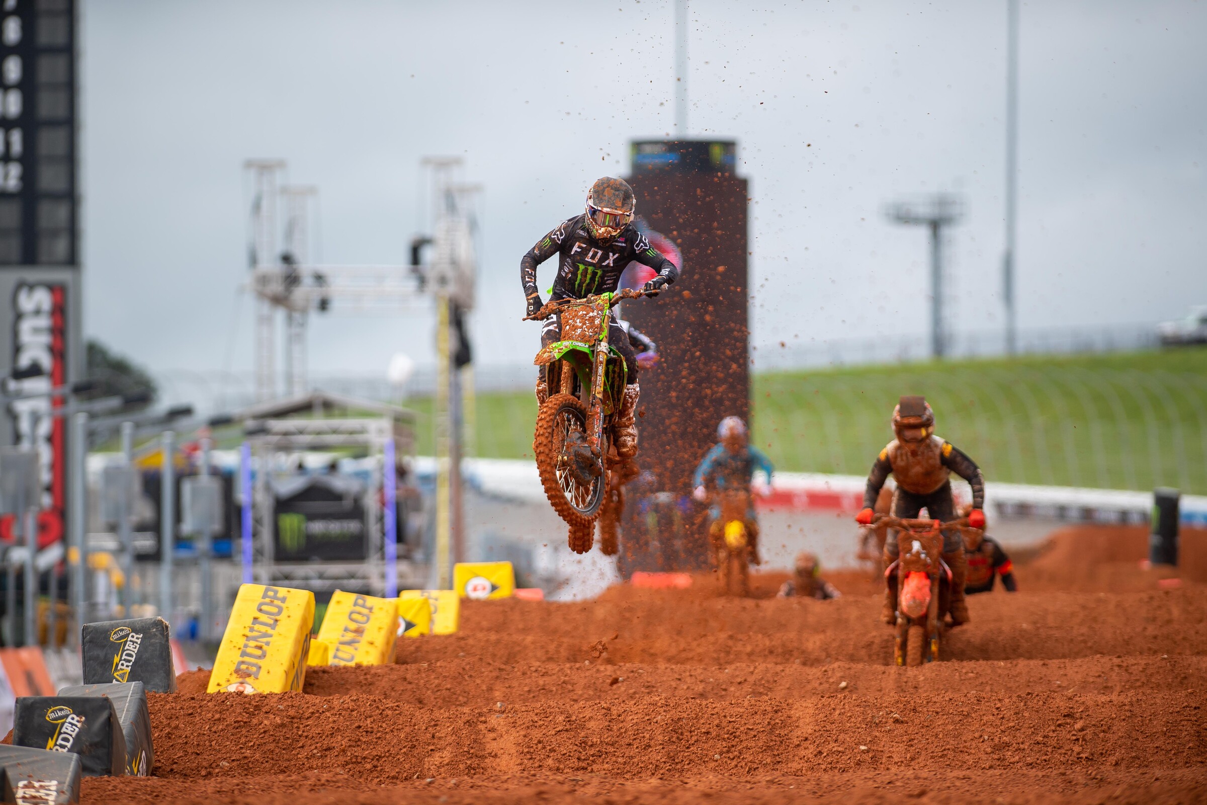 Seth Hammaker leading the first 250SX heat race on Saturday.