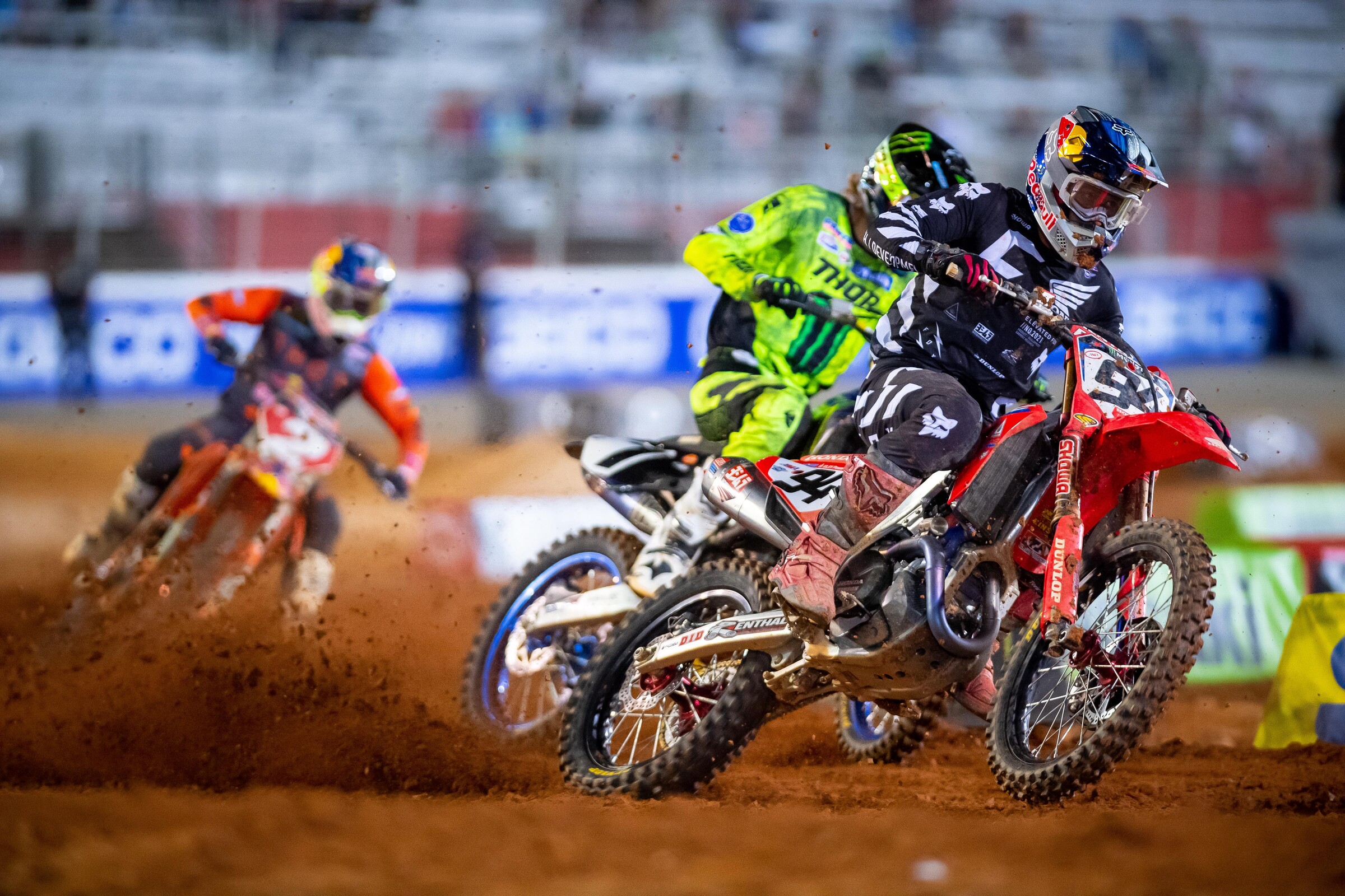 Ken Roczen looks to turn the tides tonight to keep his championship hopes alive heading into the finale.