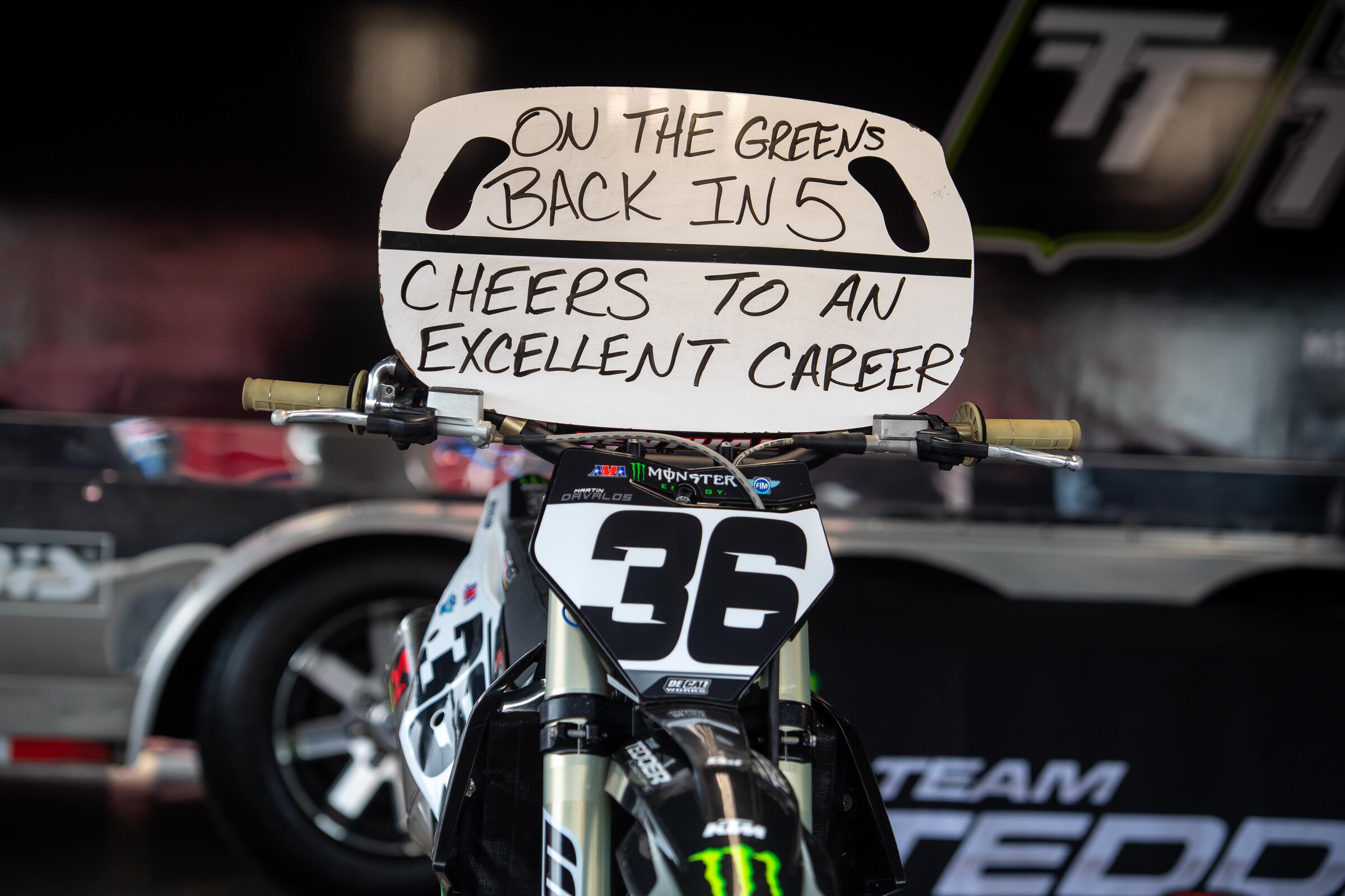 Davalos' KTM 450 SX-F for the Salt Lake City 1 Supercross with a message from the team.