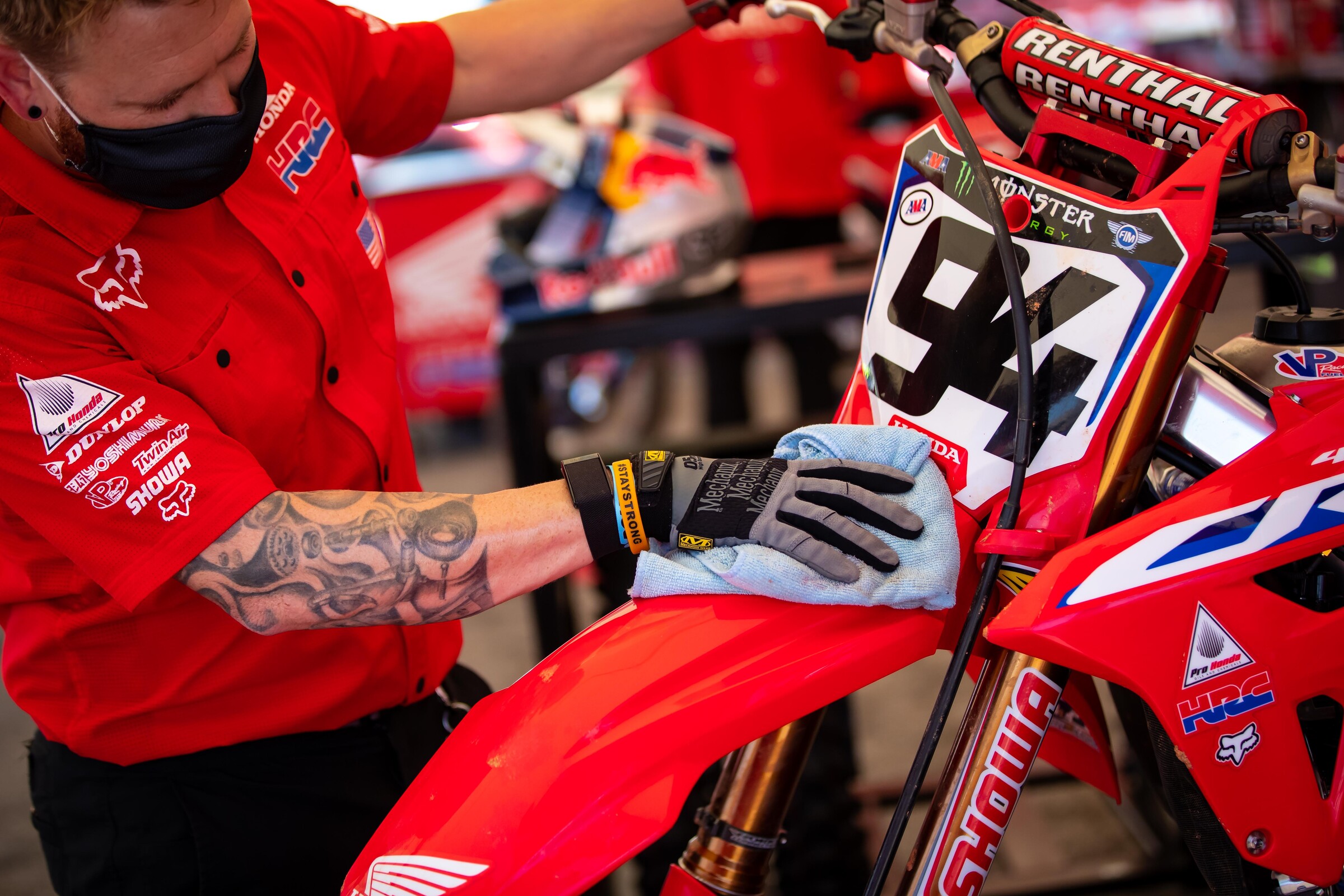 Jordan gets Ken’s HRC ride clean.