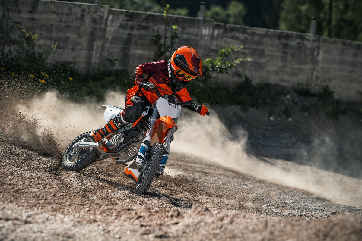 2022 KTM SX-E 5