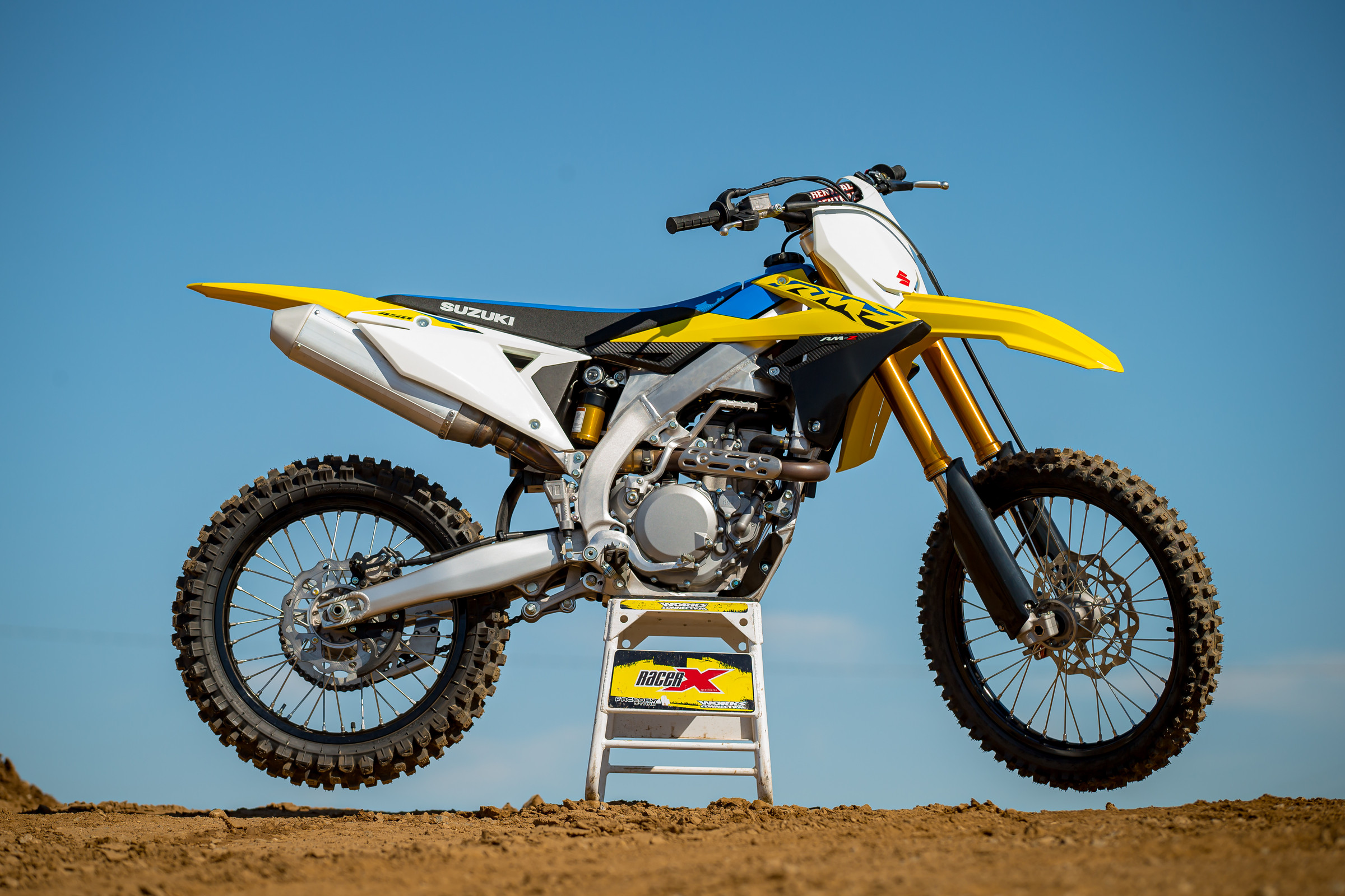 Racer X Films: 2021 Suzuki RM-Z450  Bike Intro