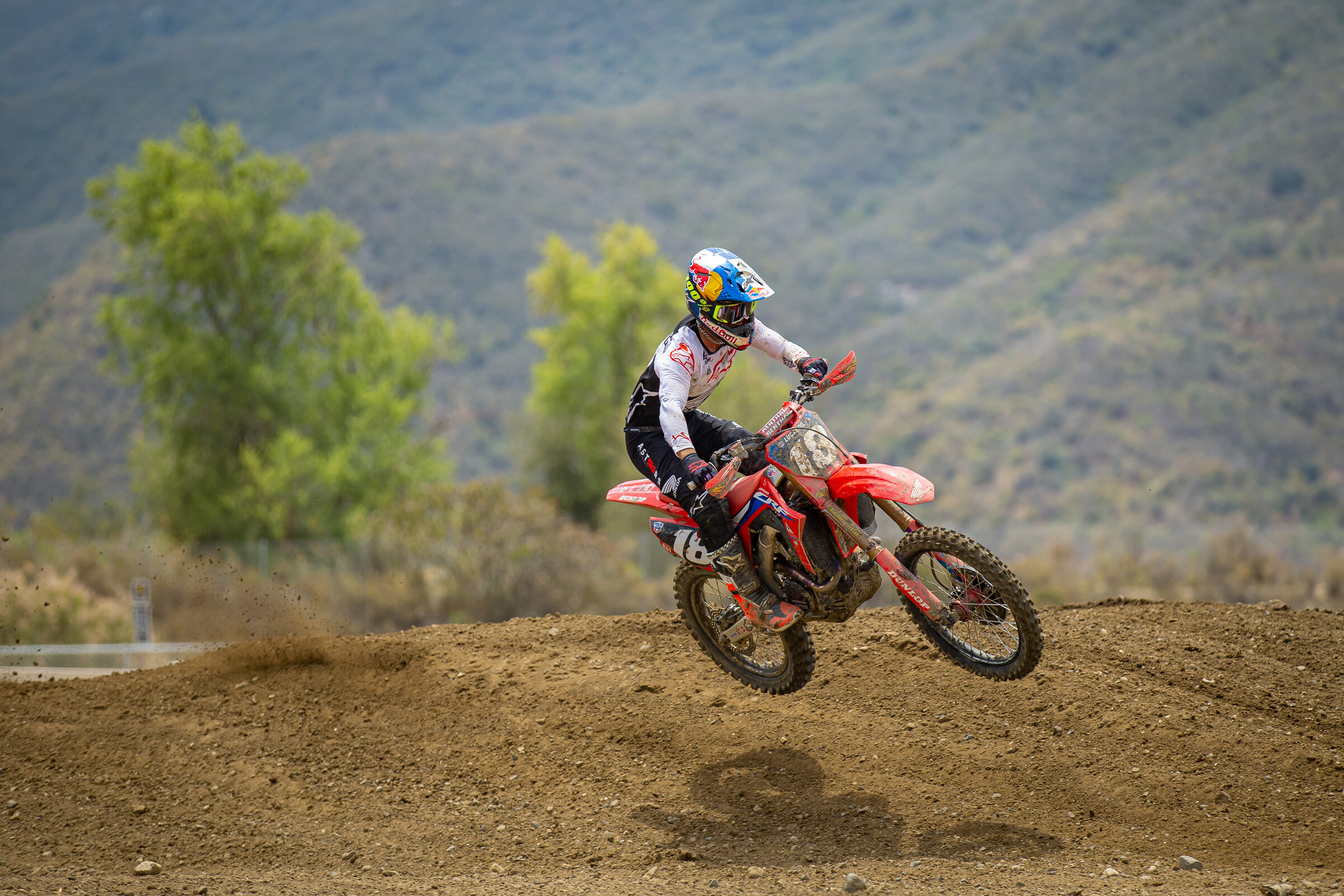 FOX_RACEWAY_PRESS_C92Q2500