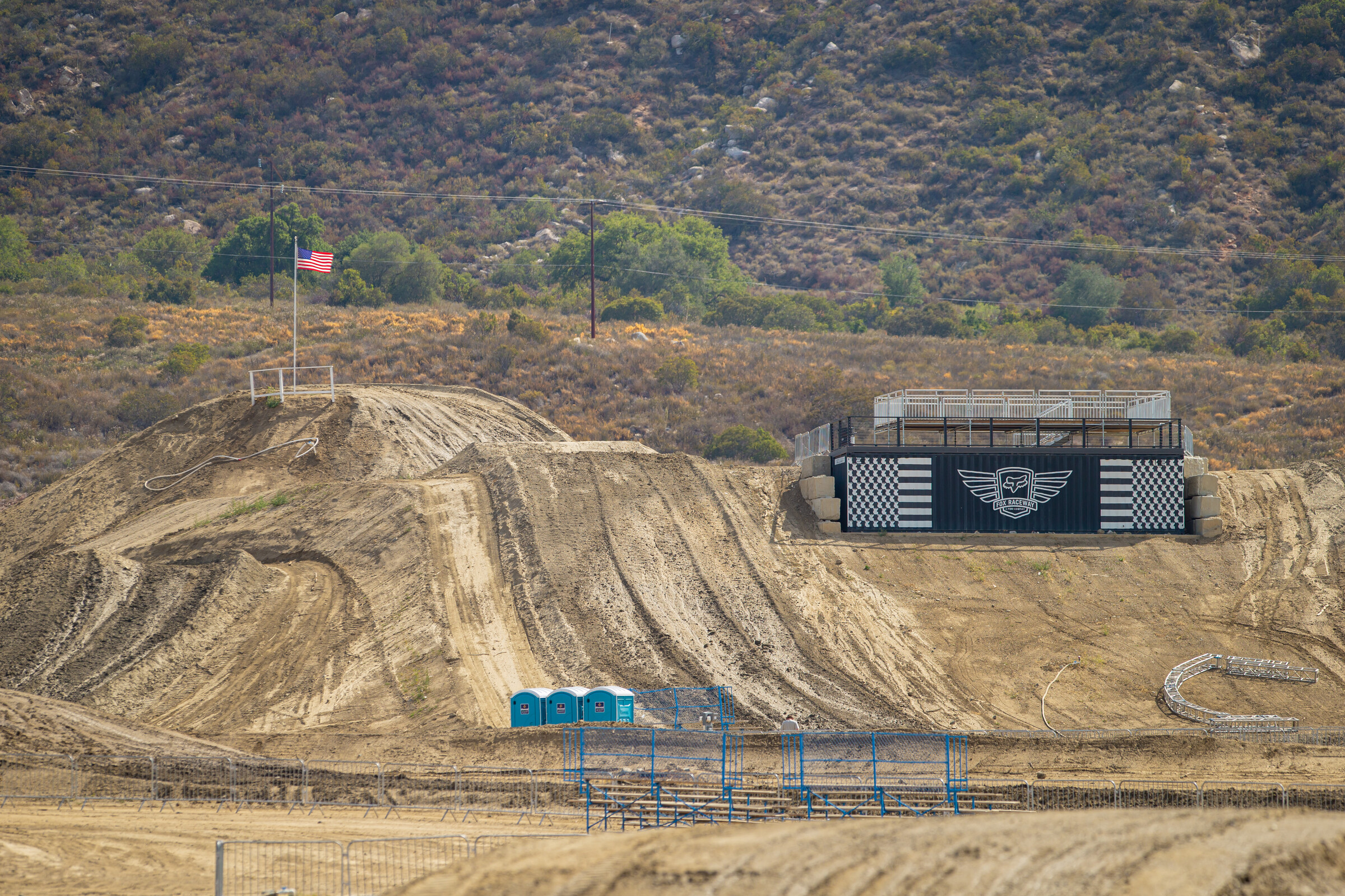 FOX_RACEWAY_PRESS_CE8U5270