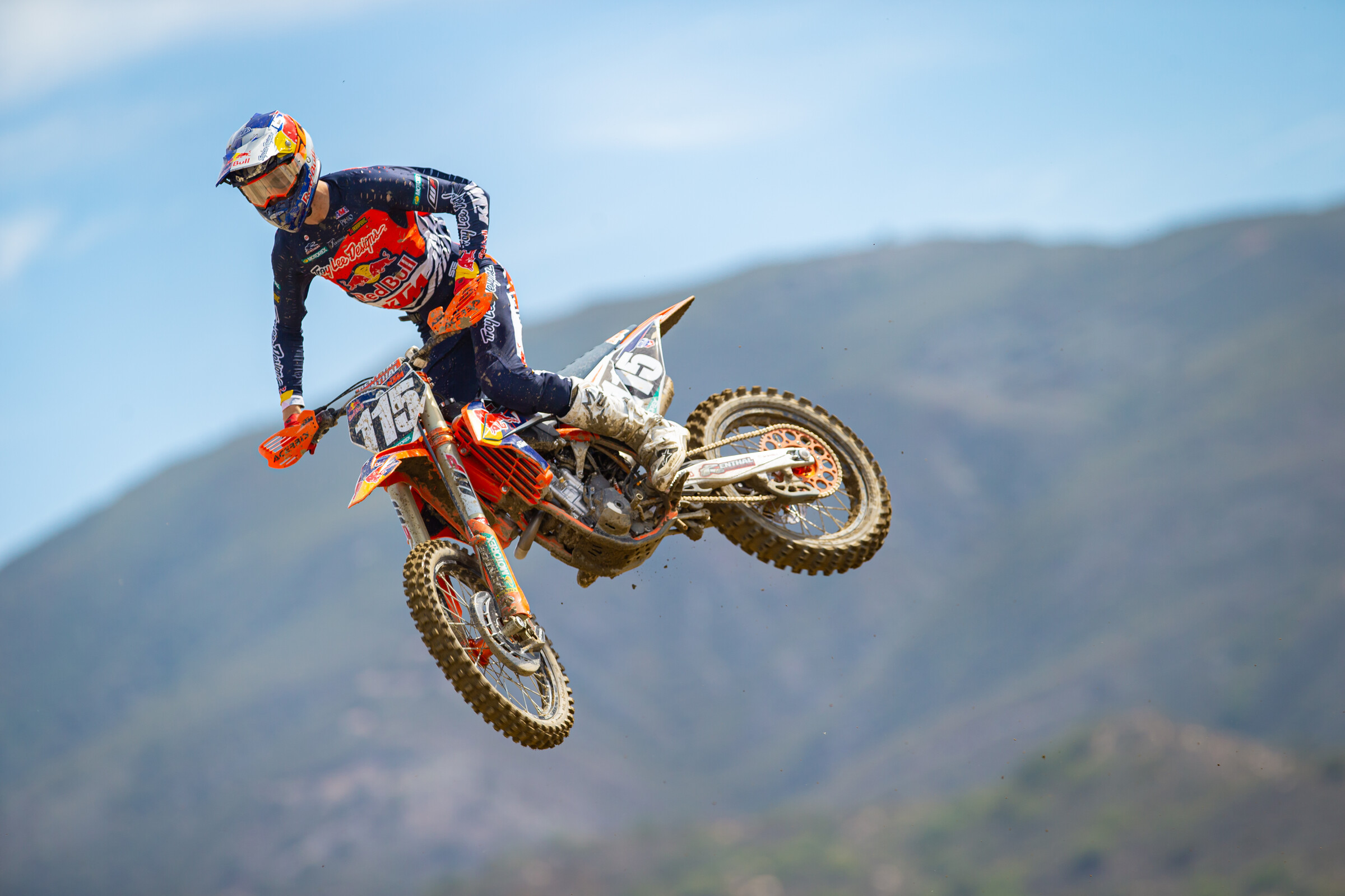 FOX_RACEWAY_PRESS_CE8U6050