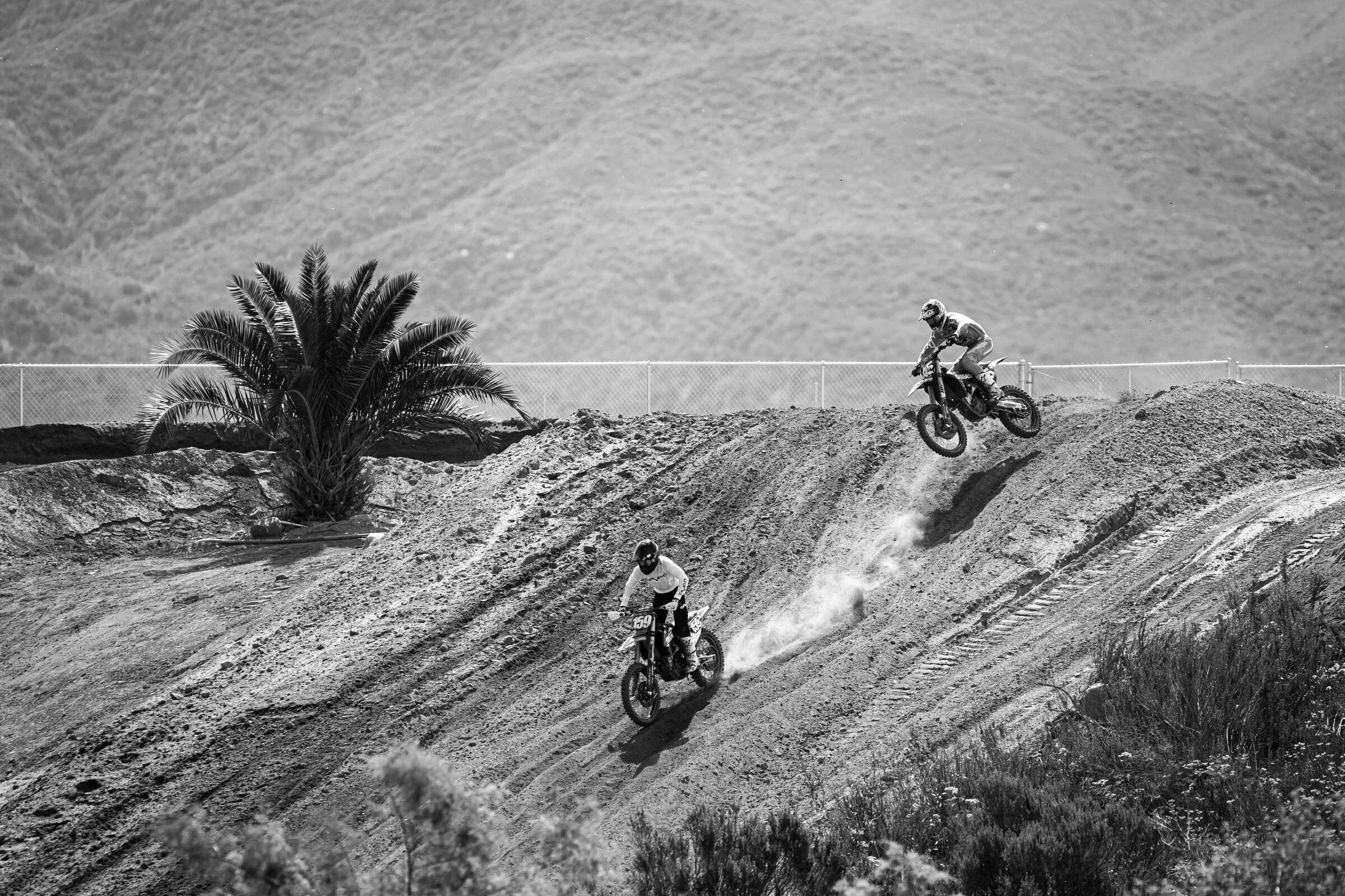 FOX_RACEWAY_PRESS_CE8U6536