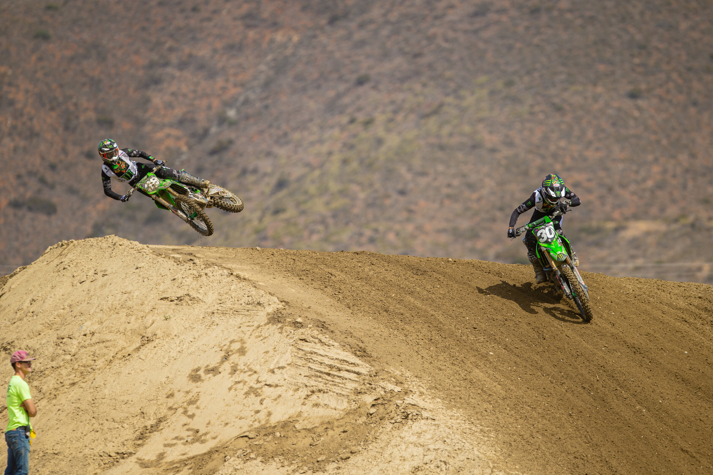 FOX_RACEWAY_PRESS_CE8U6663