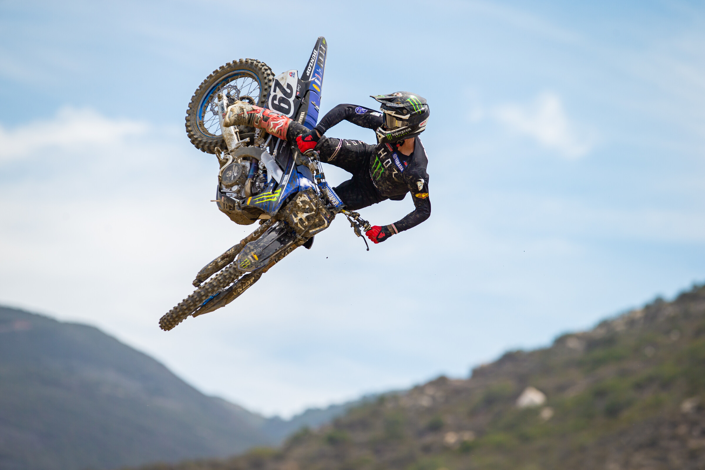 FOX_RACEWAY_PRESS_CE8U8011