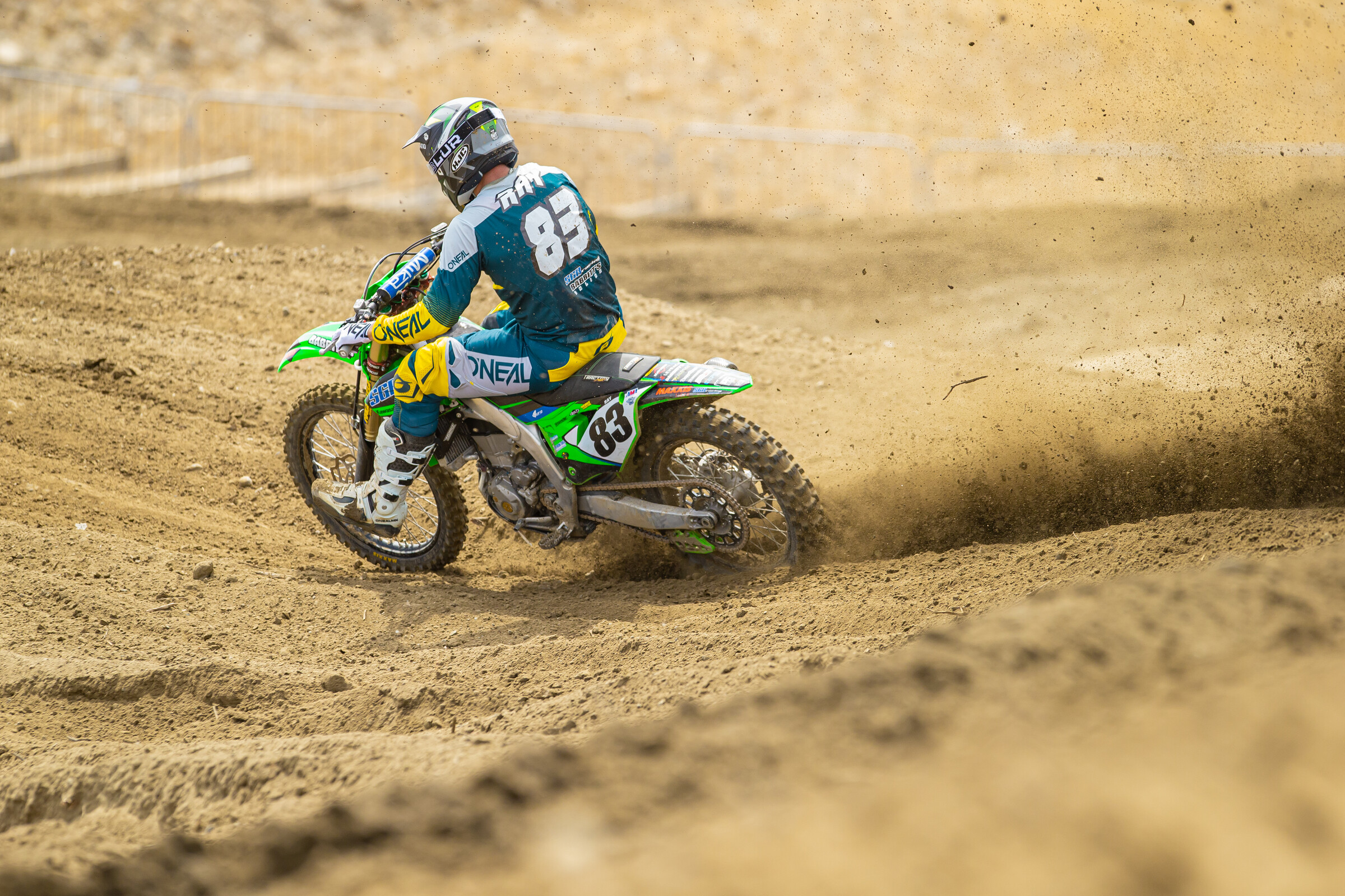 FOX_RACEWAY_PRESS_CE8U8186