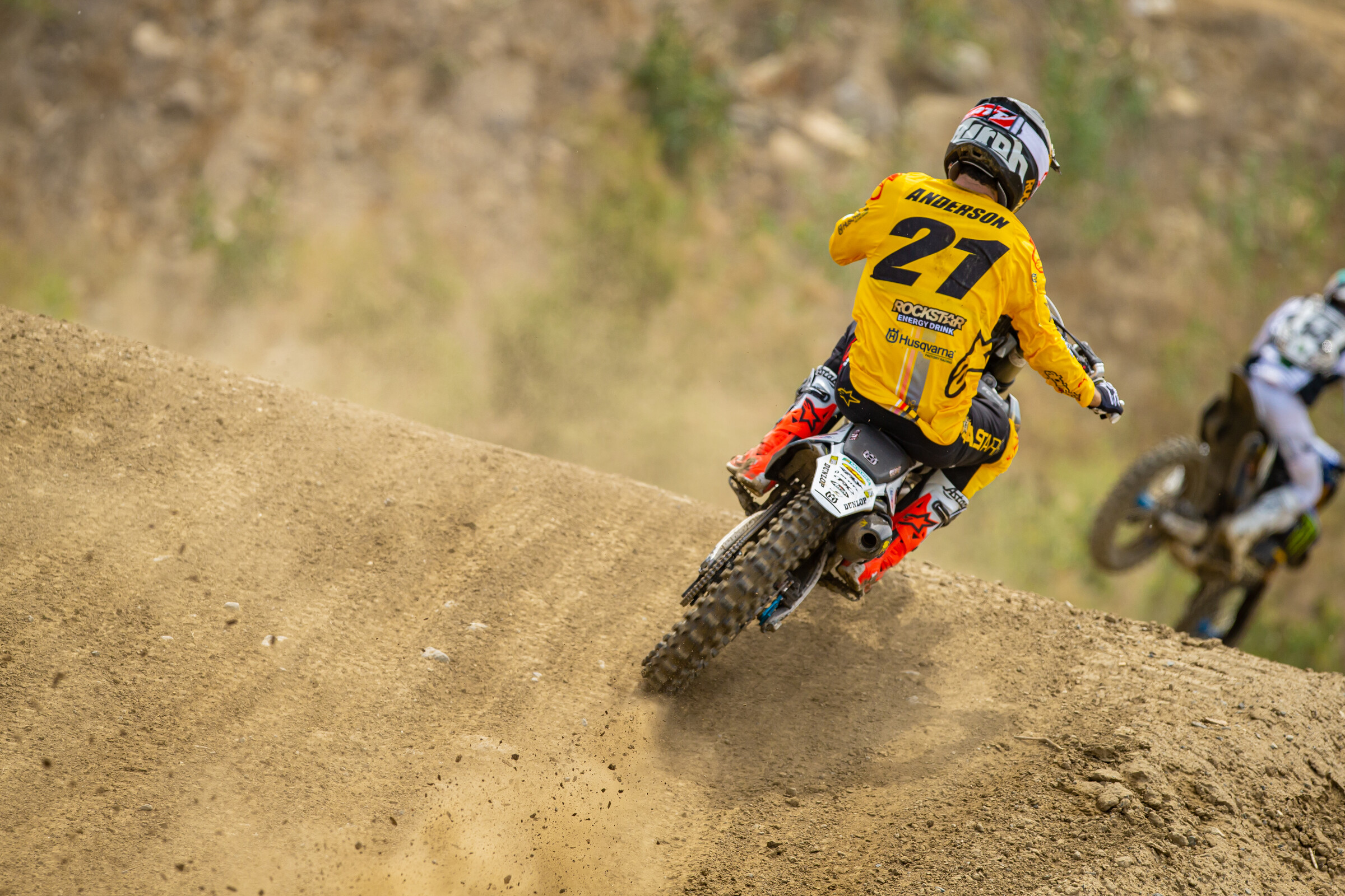 FOX_RACEWAY_PRESS_CE8U8052