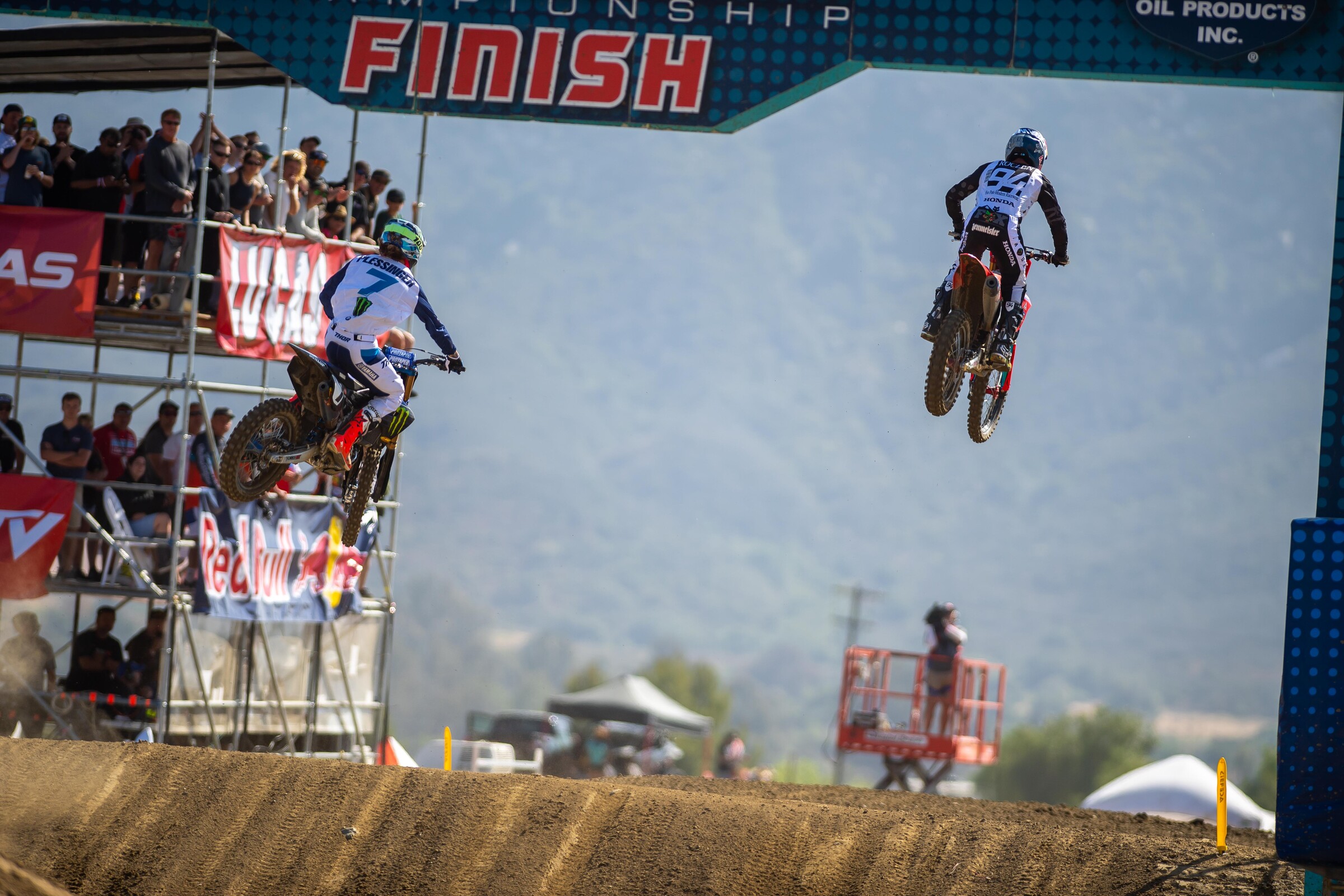 Roczen leading Aaron Plessinger in the second moto.