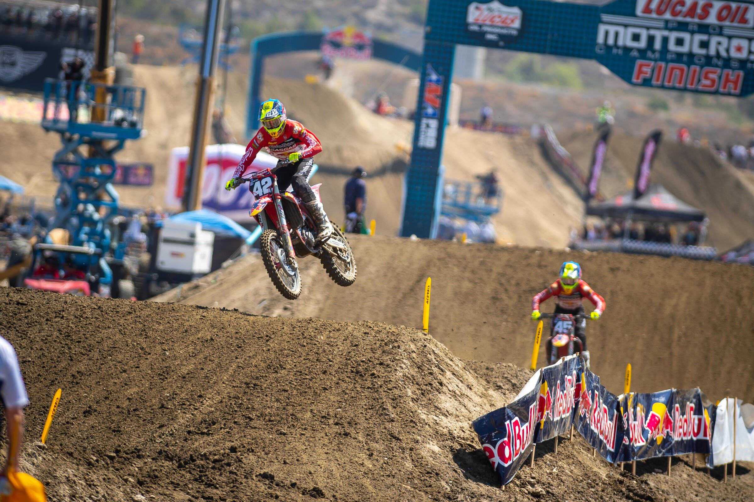 Mosiman finished 4-4 for fourth overall at the opening round.