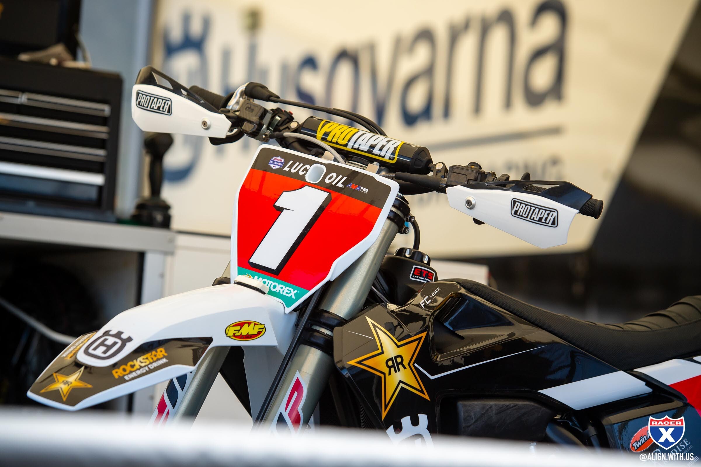 ALIGN_MEDIA_x_RACER_X_2021_FOX_RACEWAY_1_MX-002