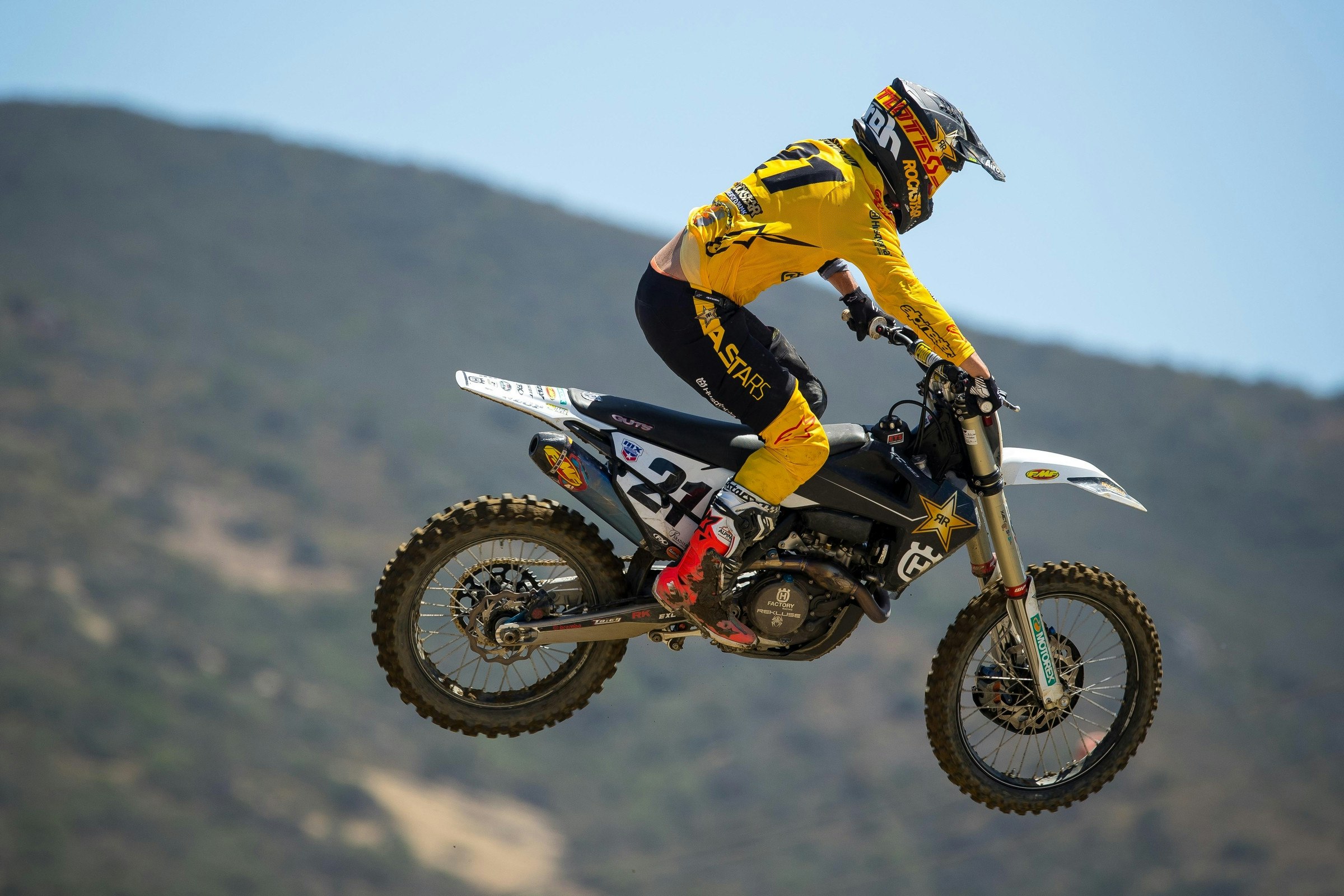 Jason Anderson Sustains Broken Hand in Practice Crash