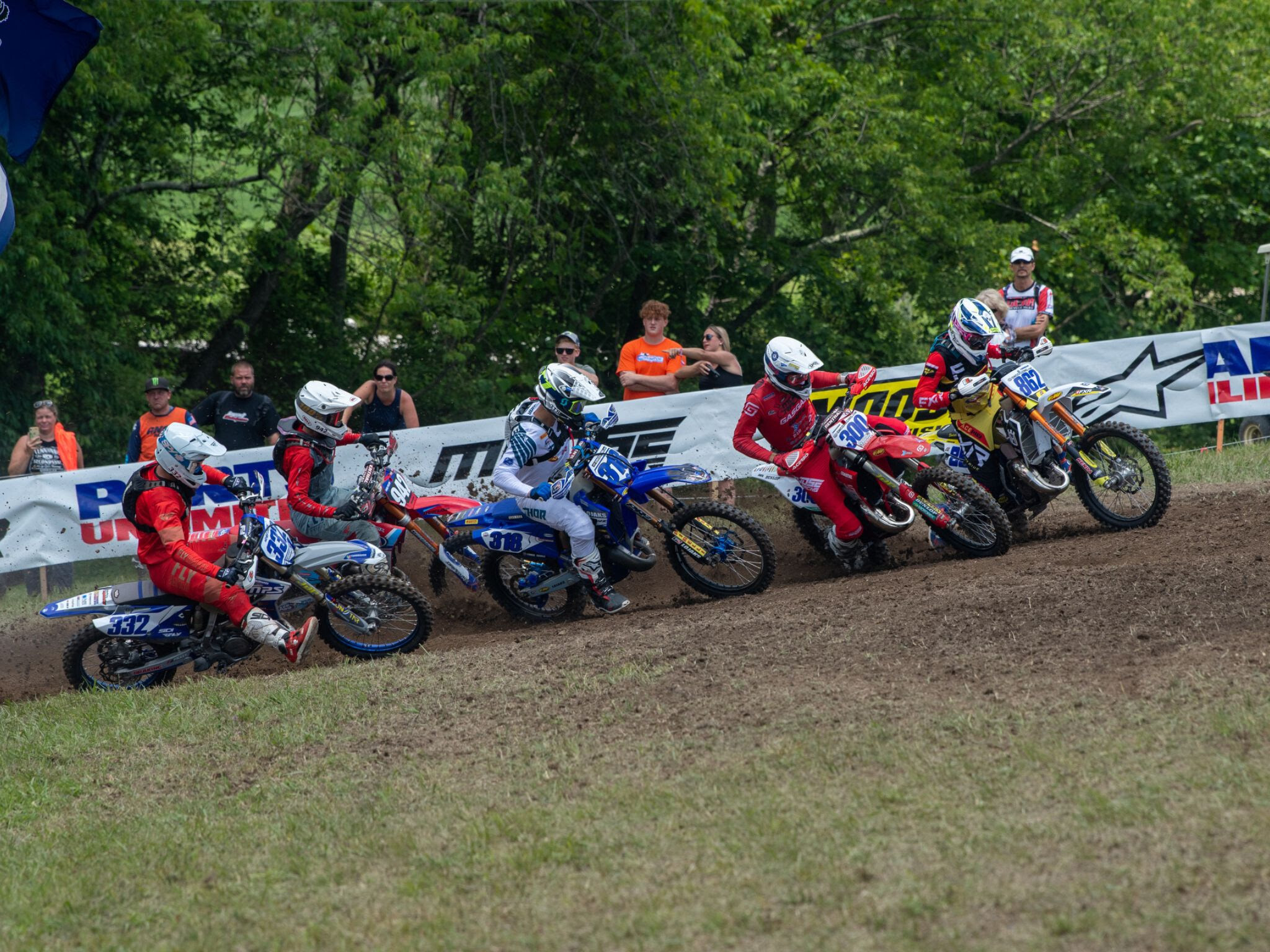 FMF XC3 $100 Lojak Cycle Sales Holeshot Award went to Jake Froman (No. 862).