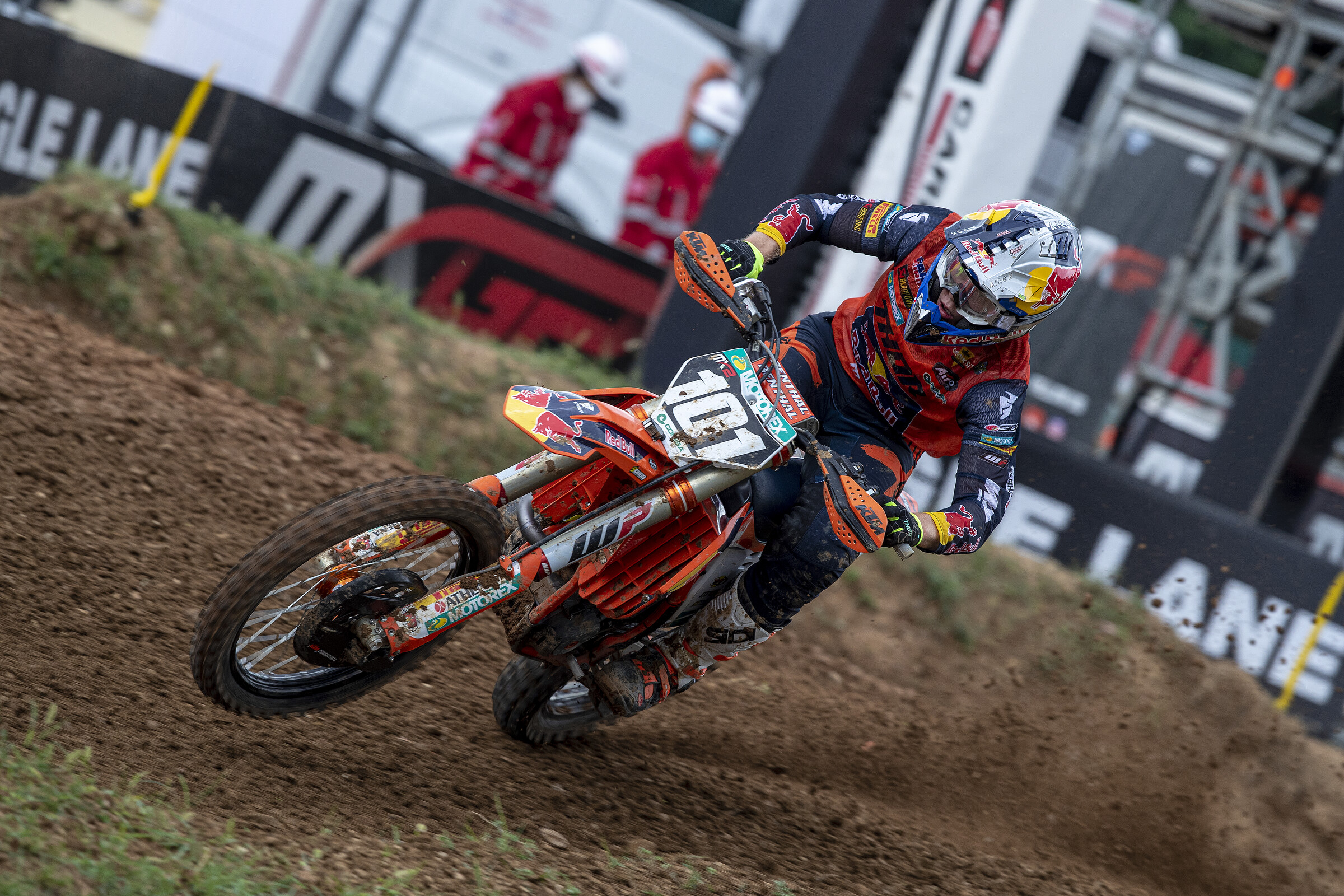 Mattia Guadagnini earned his first MX2 overall win at the MXGP of Italy and by doing so took over the points lead.