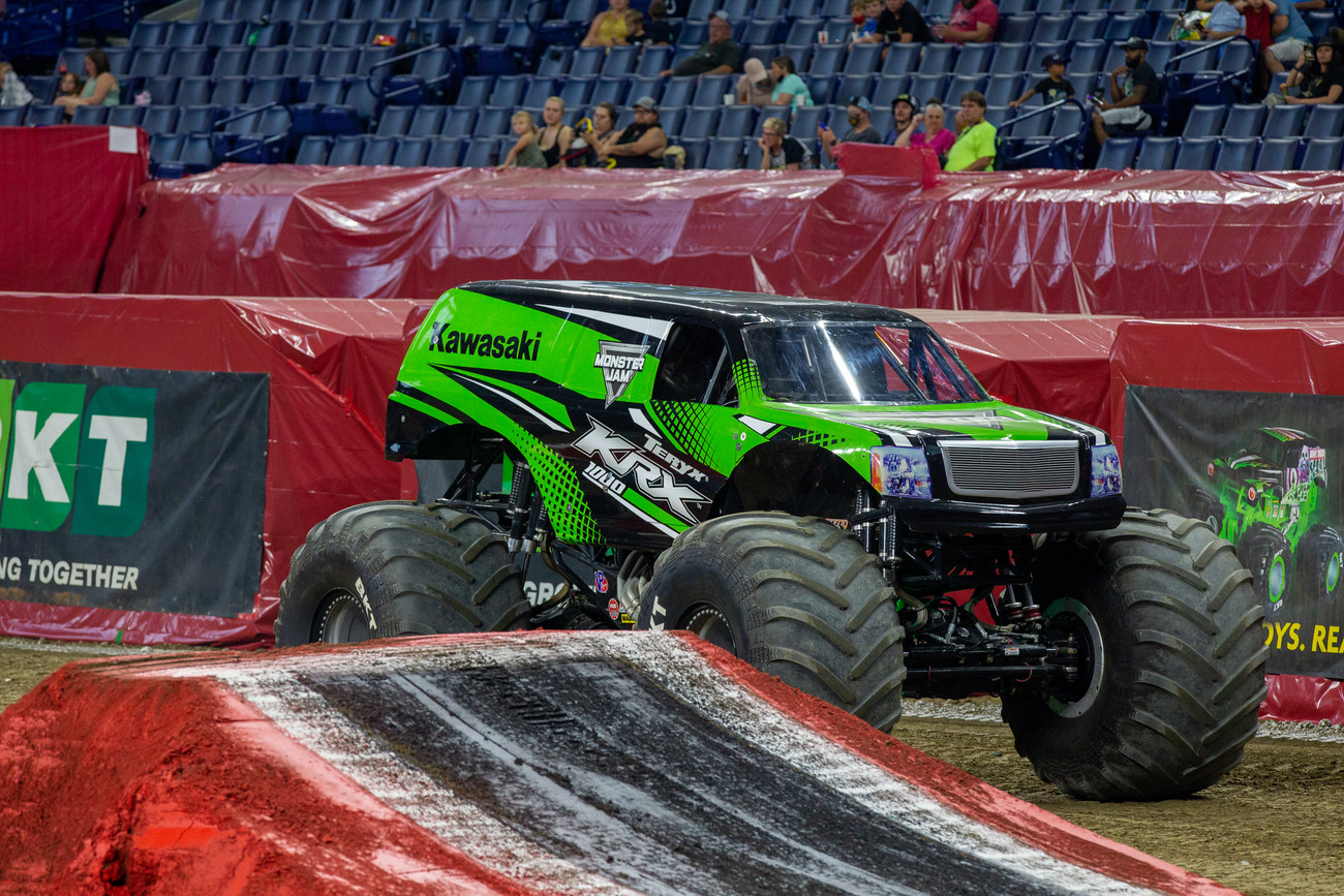 Feature: Crushing the Midlife Crisis