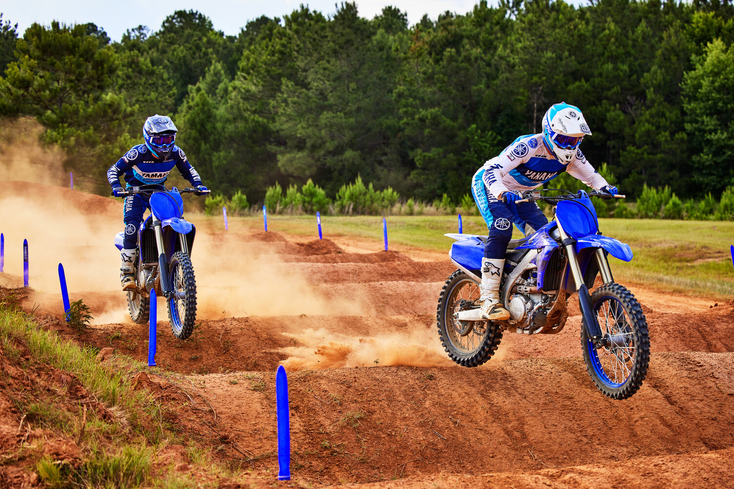 2022 Yamaha YZ450F and YZ250F in action.