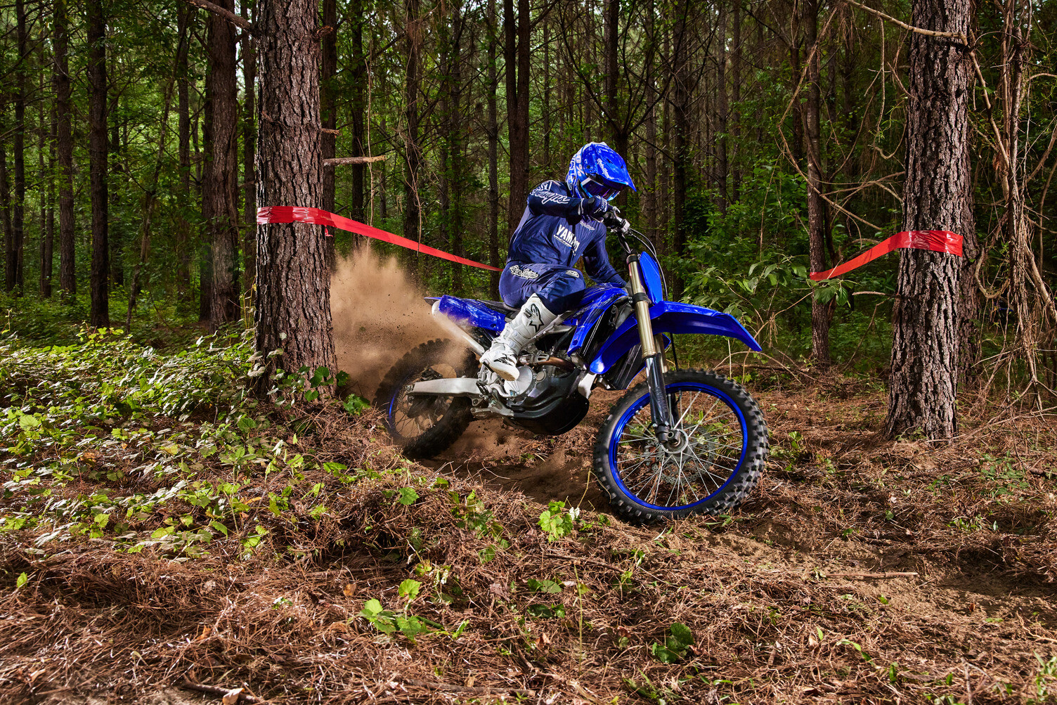 2022 Yamaha YZ250FX in action.