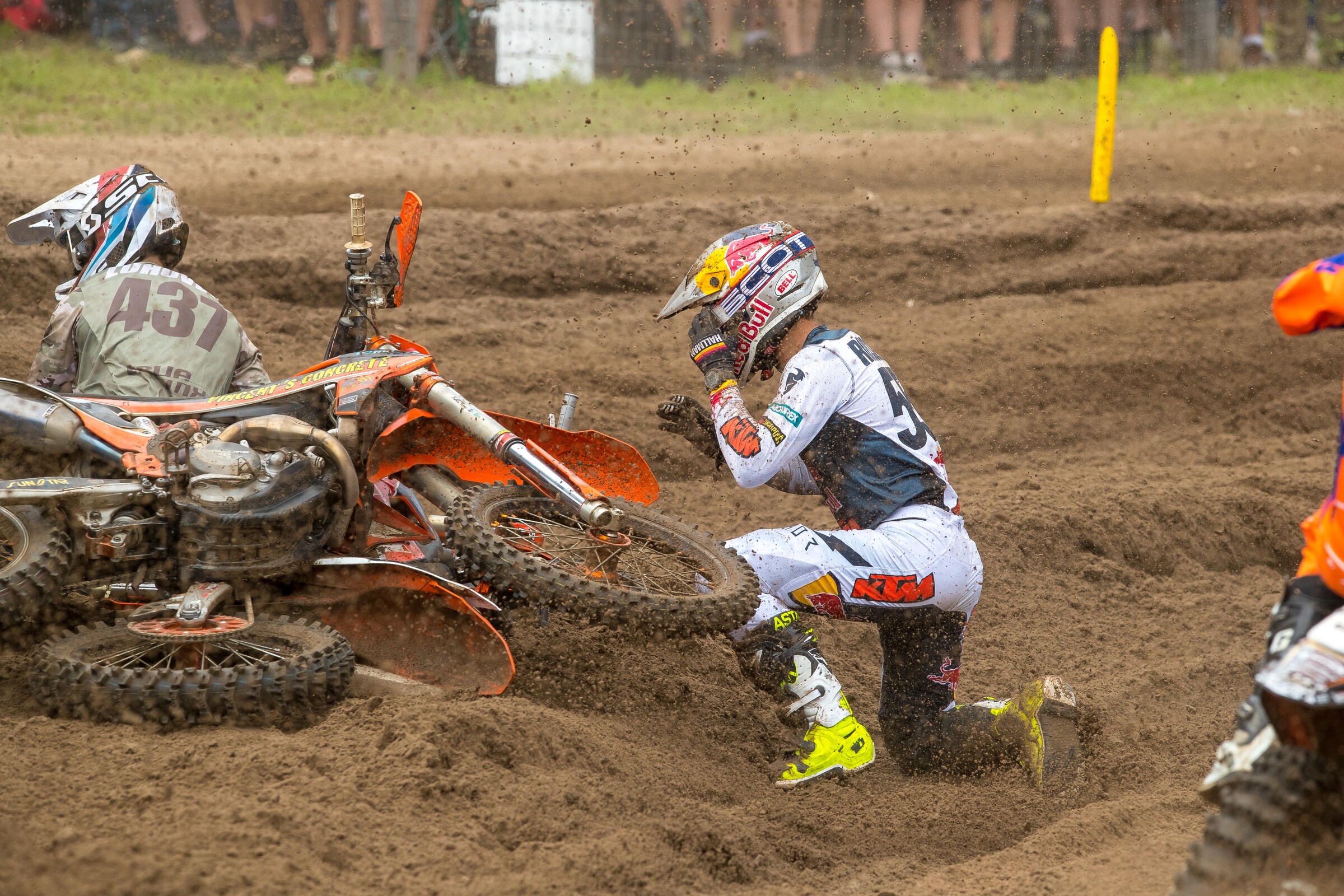 Kailub Russell's early race issues. Also a little rough on Vincent Luhovey!