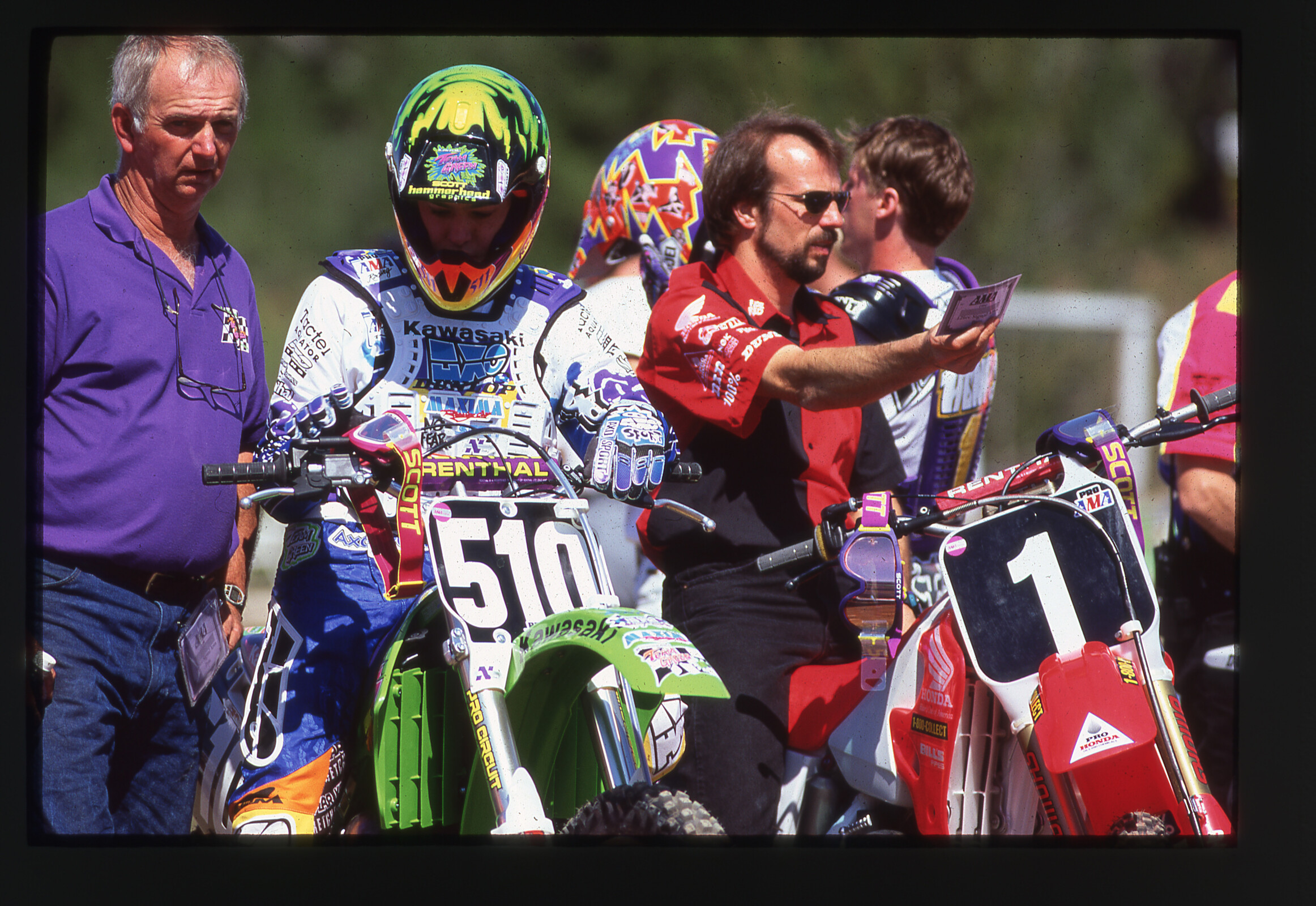 Kevin Windham next to Doug Henry’s bike in 1994.