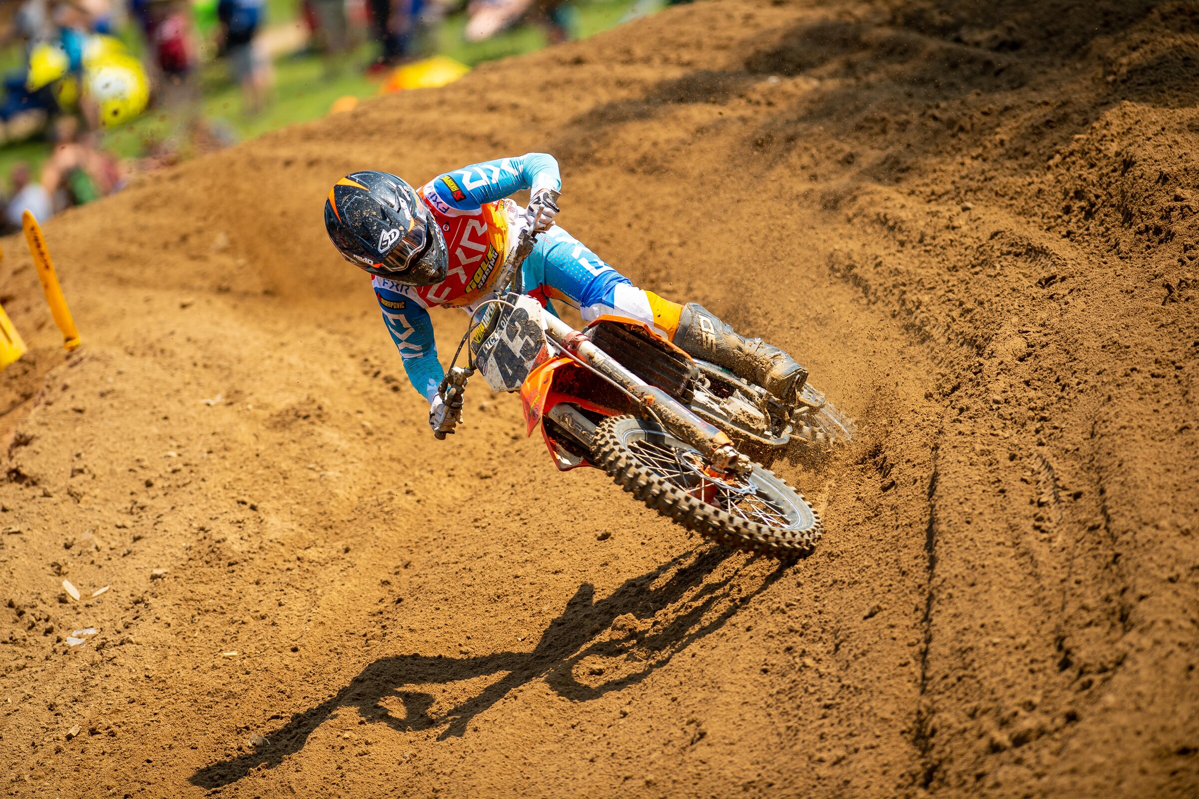 Noren racing in the new FXR helium gear.