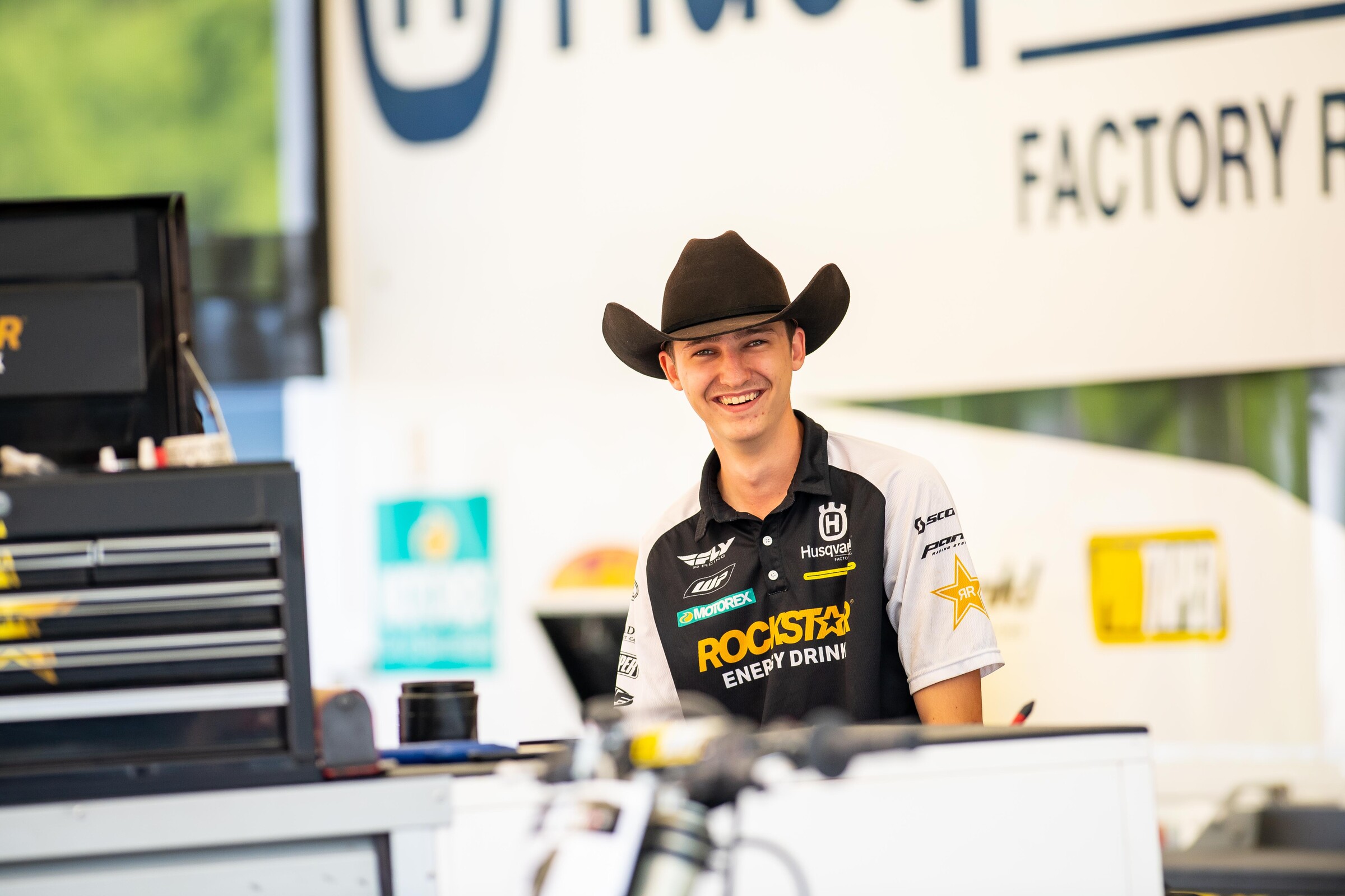 Y’all meet Wyatt Dove, Deano’s new wrench (and ProSXMXTech grad).