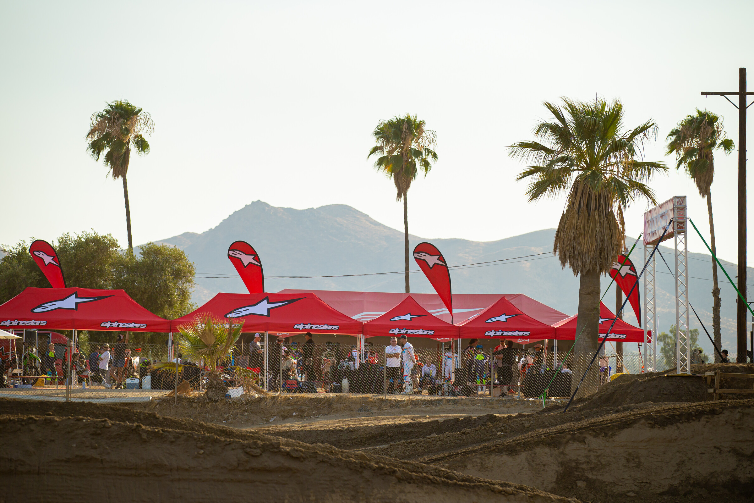 22_ALPINESTAR_INTROCE8U7671