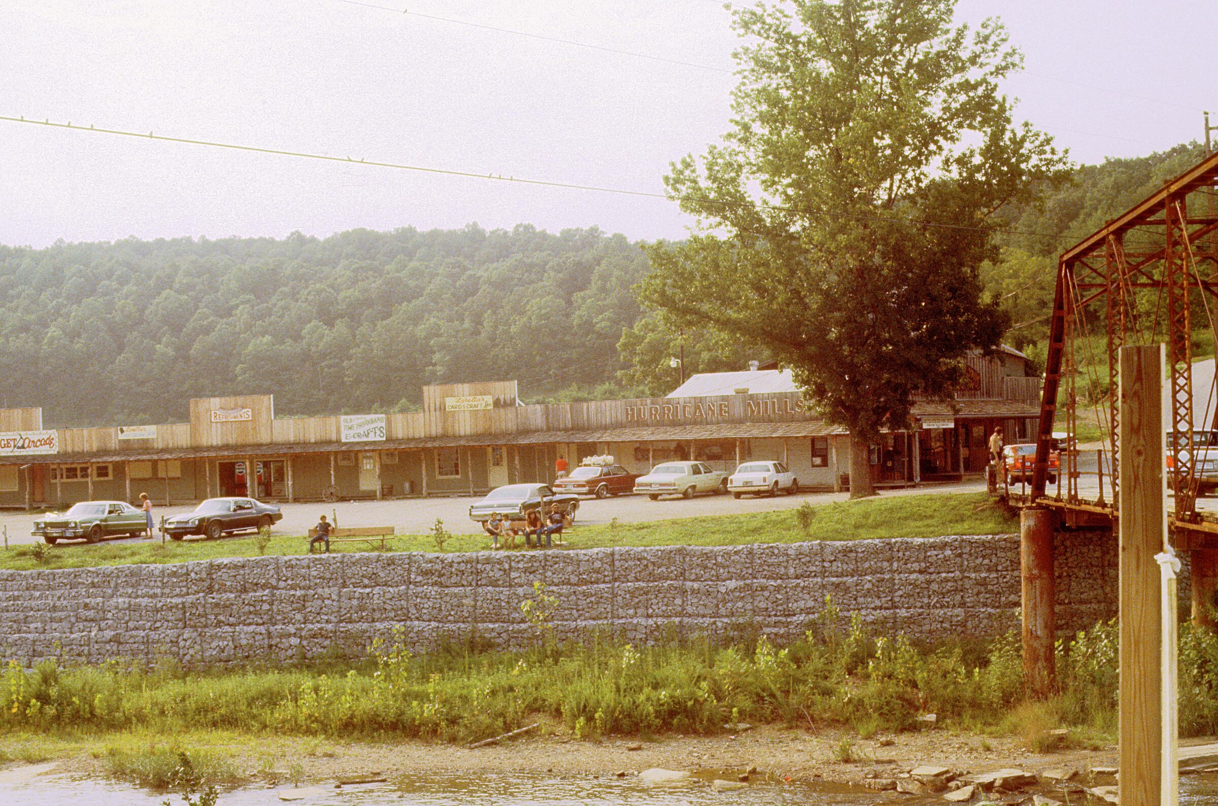 Loretta_Lynns_1982_Sheet_2_Scans_Untitled_8