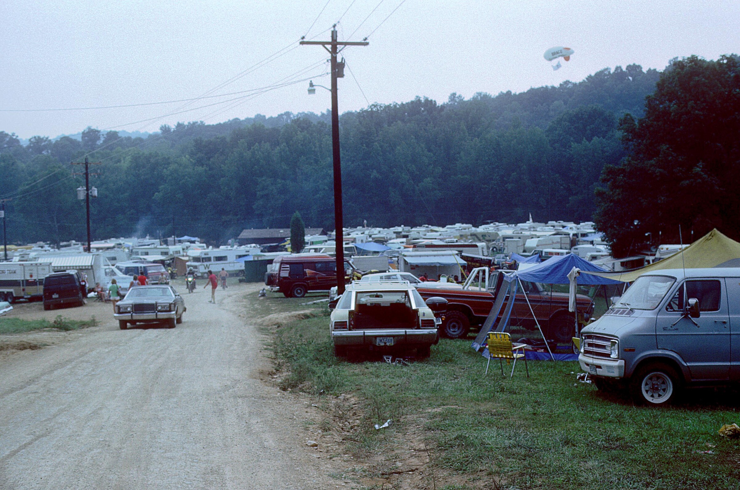 Loretta_Lynns_1982_Sheet_2_Scans_Untitled_11