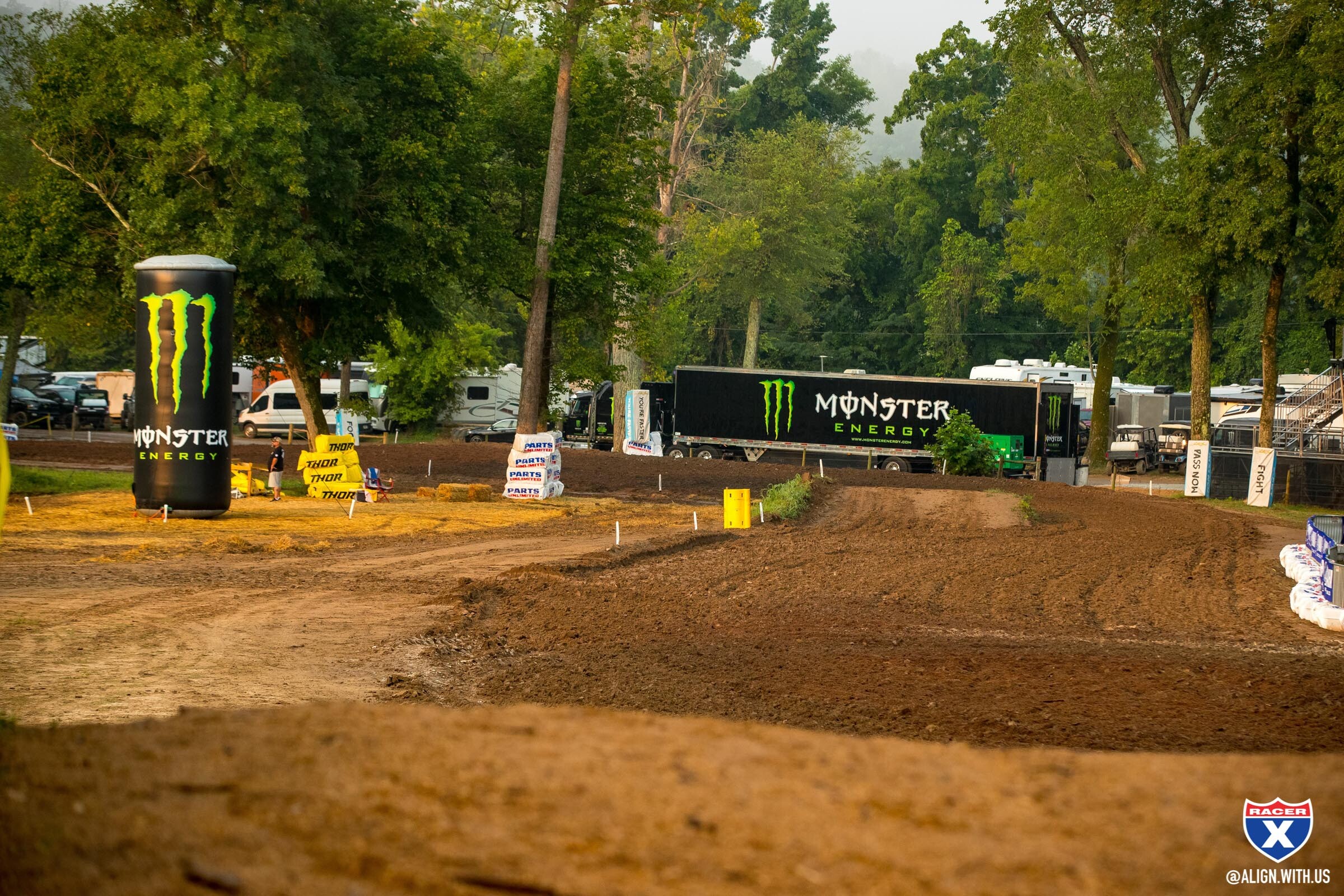 ALIGN_MEDIA_x_RACER_X_2021_LORETTA_LYNNS_MONDAY_010